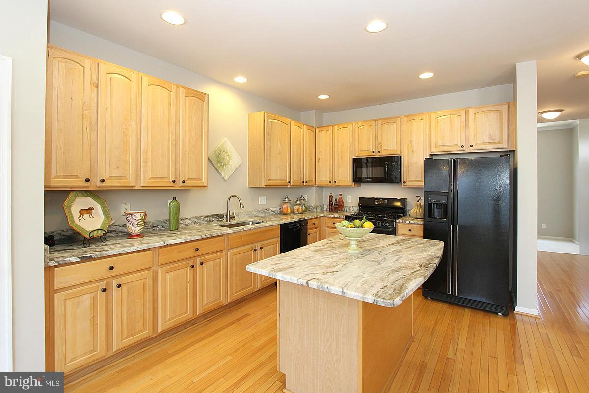 MEDINAH HOMES - Residential