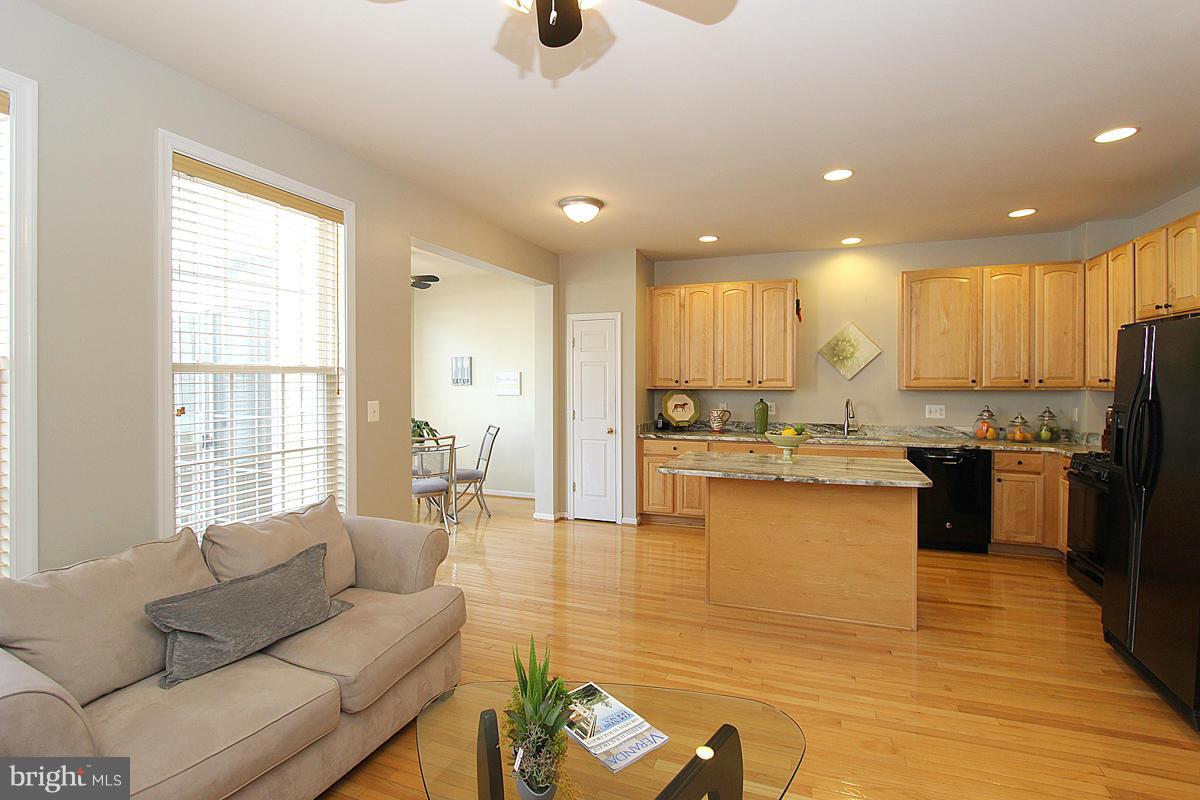 MEDINAH HOMES - Residential