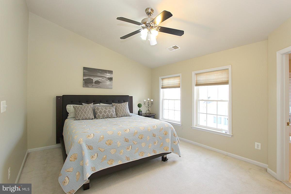 MEDINAH HOMES - Residential