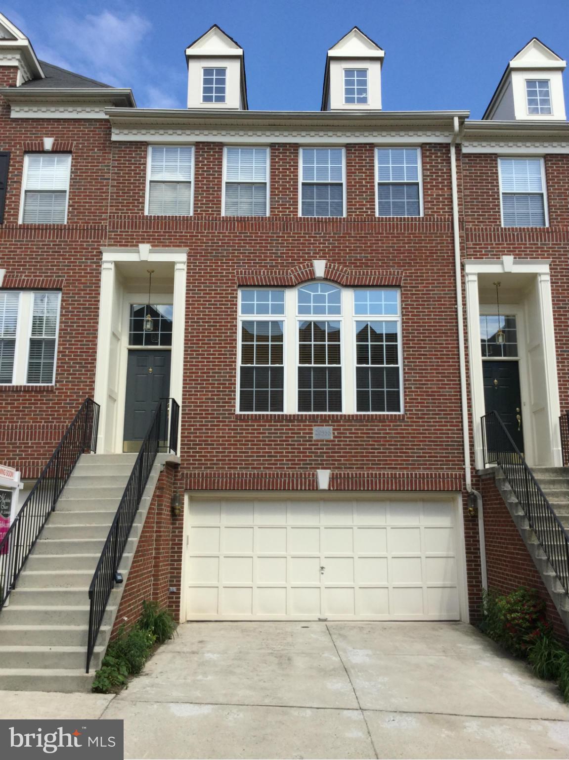 MEDINAH HOMES - Residential