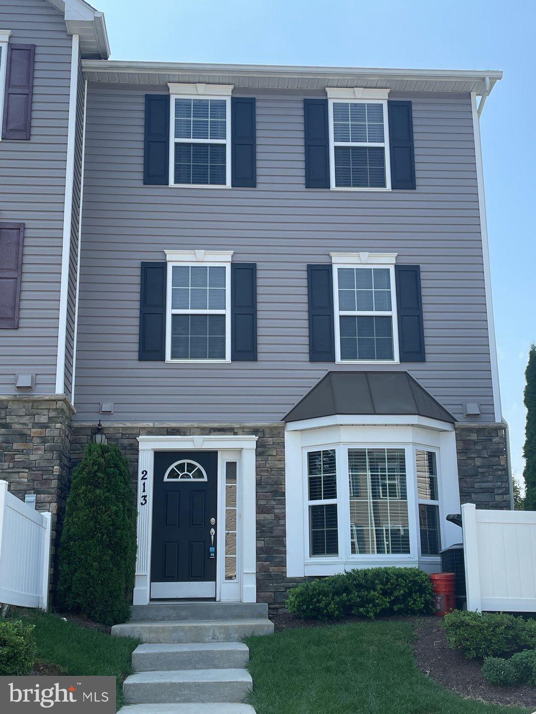 RESERVOIR RIDGE - Residential Lease