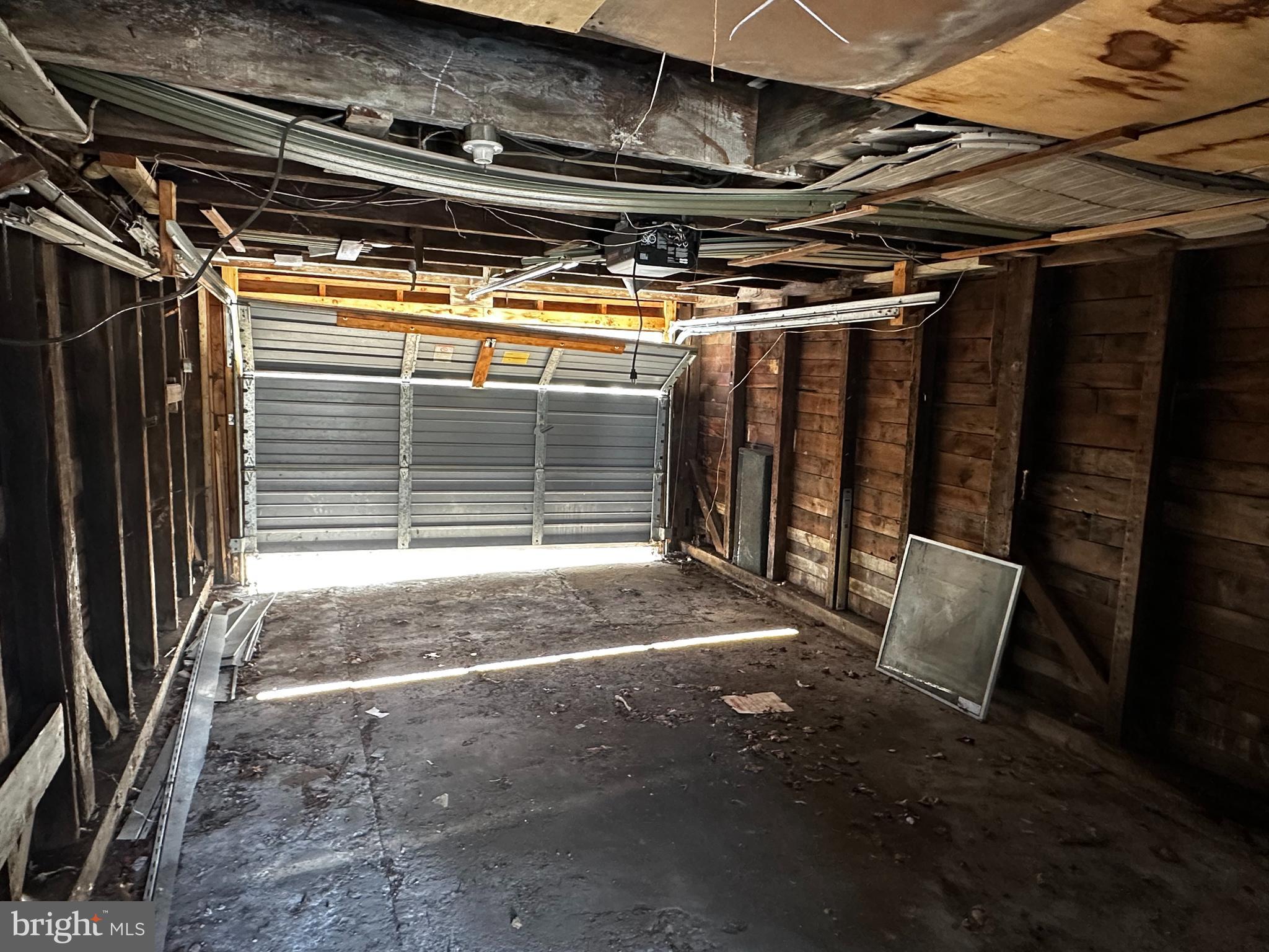 ASHLAND - Residential