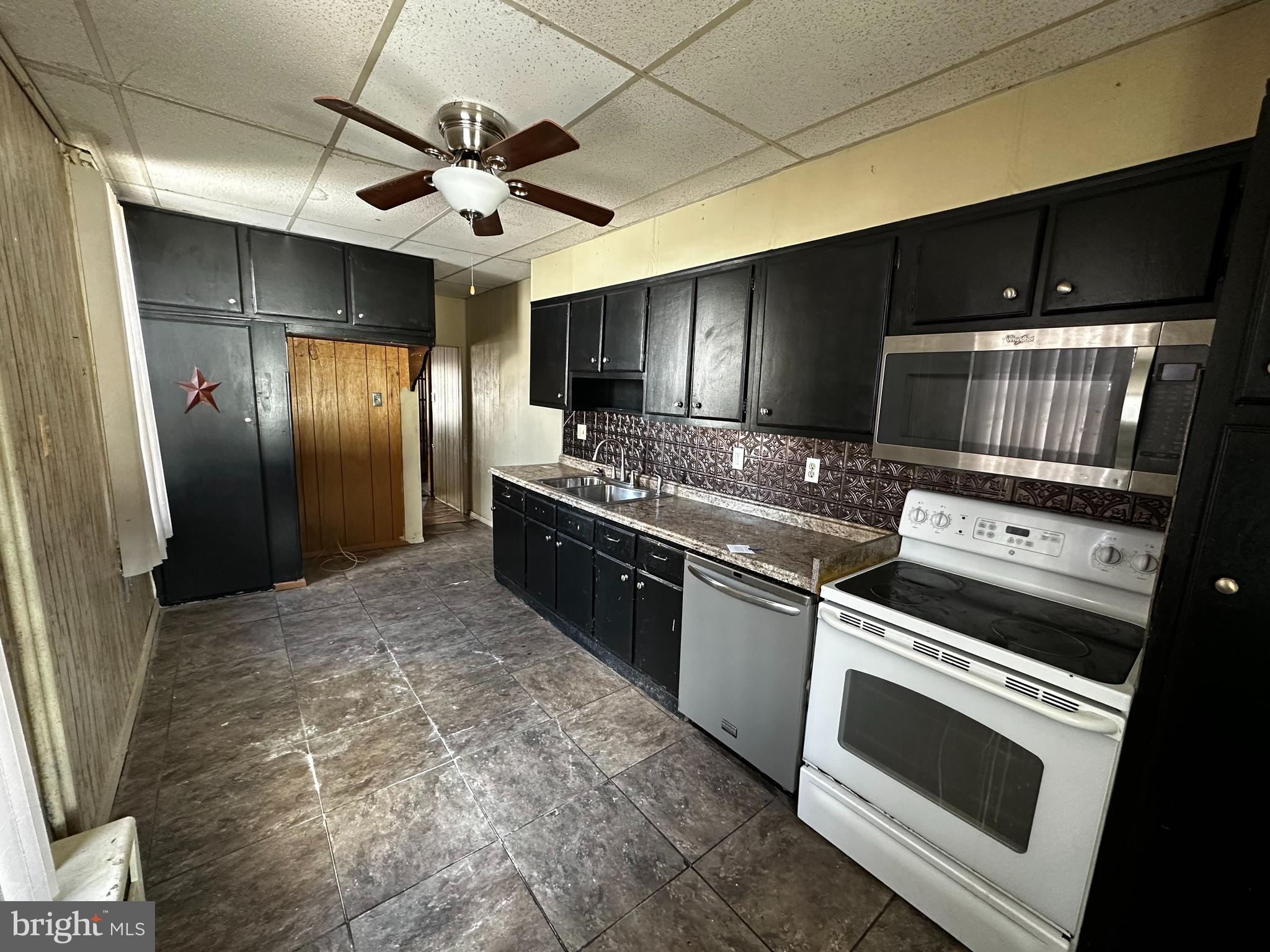 ASHLAND - Residential