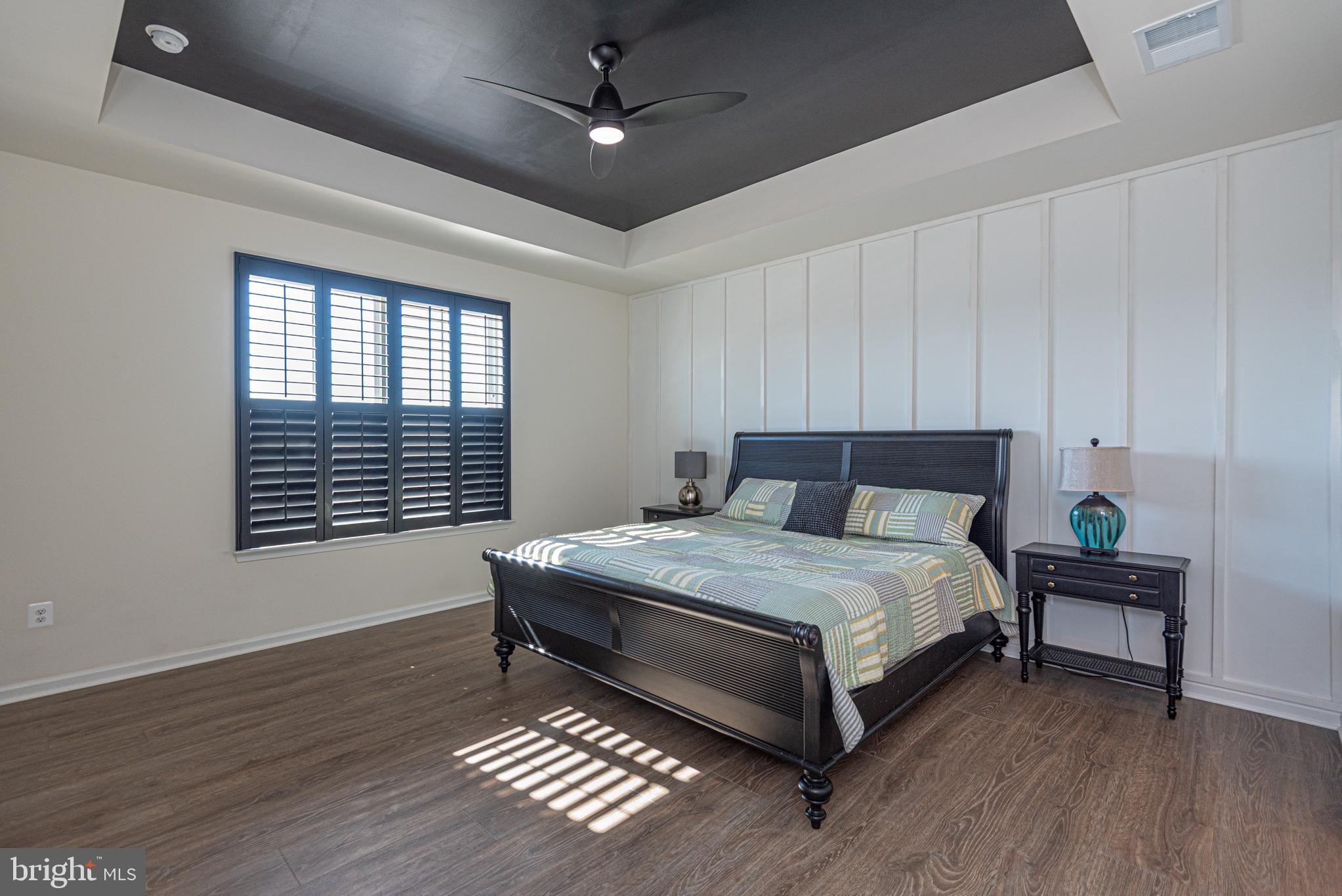 SYCAMORE CHASE - Residential