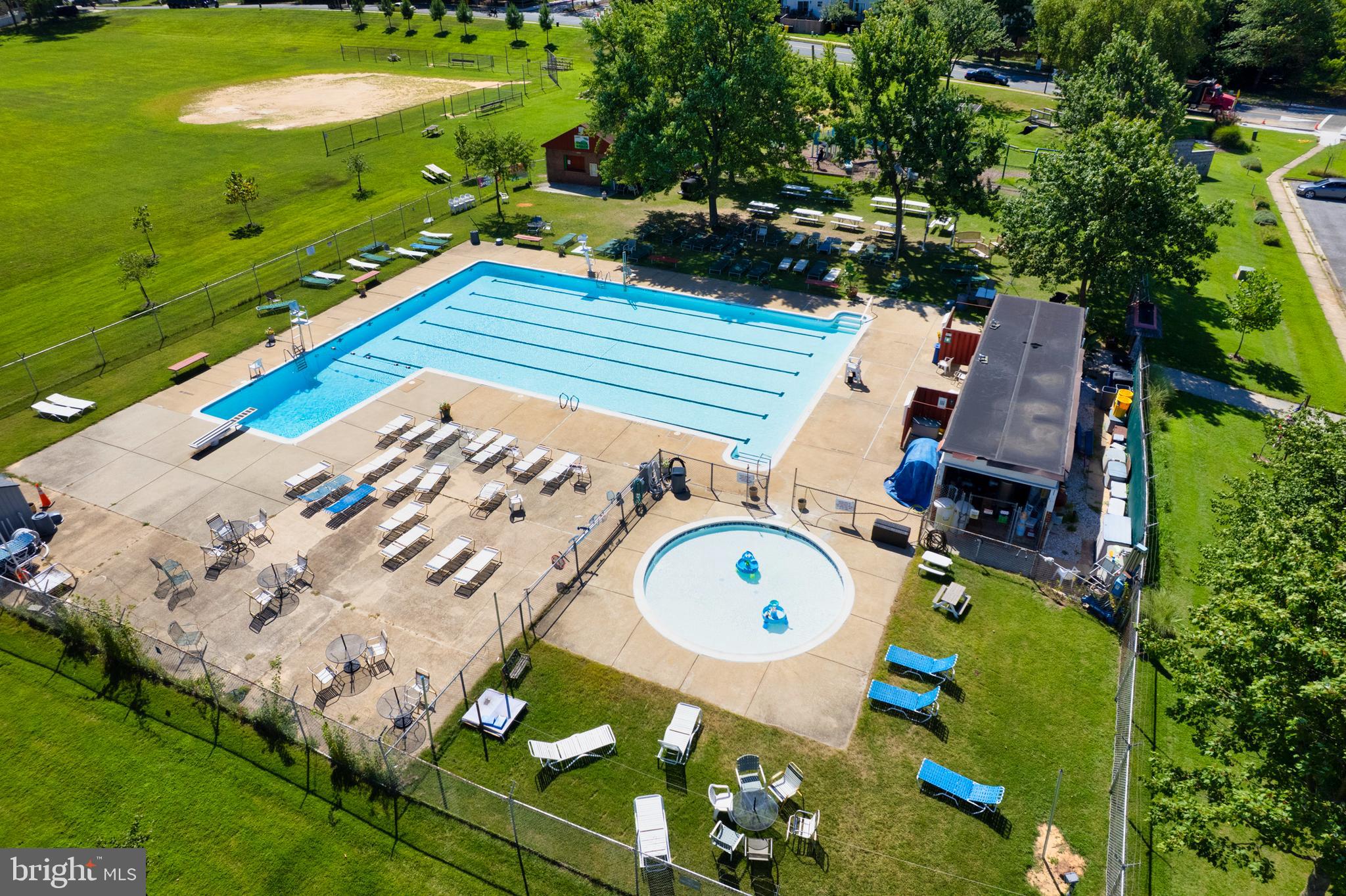 VILLAGE OF OLDE MILL - Residential