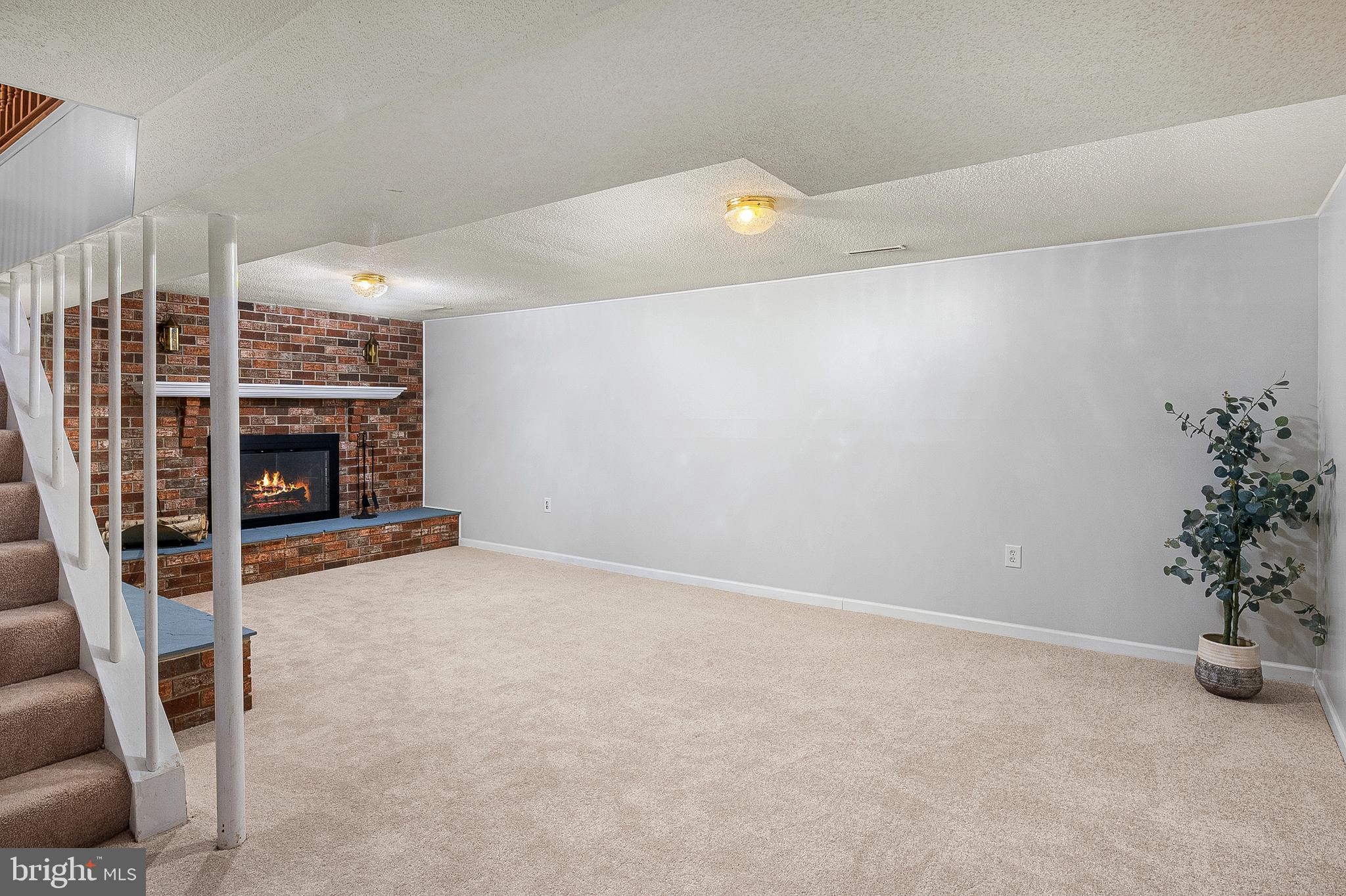 VILLAGE OF OLDE MILL - Residential