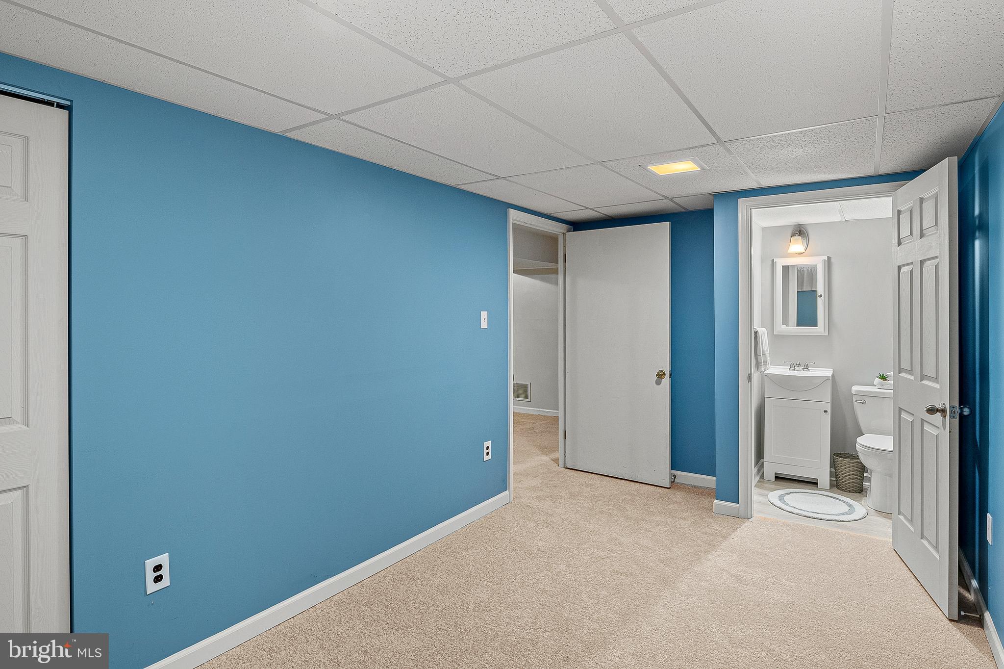 VILLAGE OF OLDE MILL - Residential