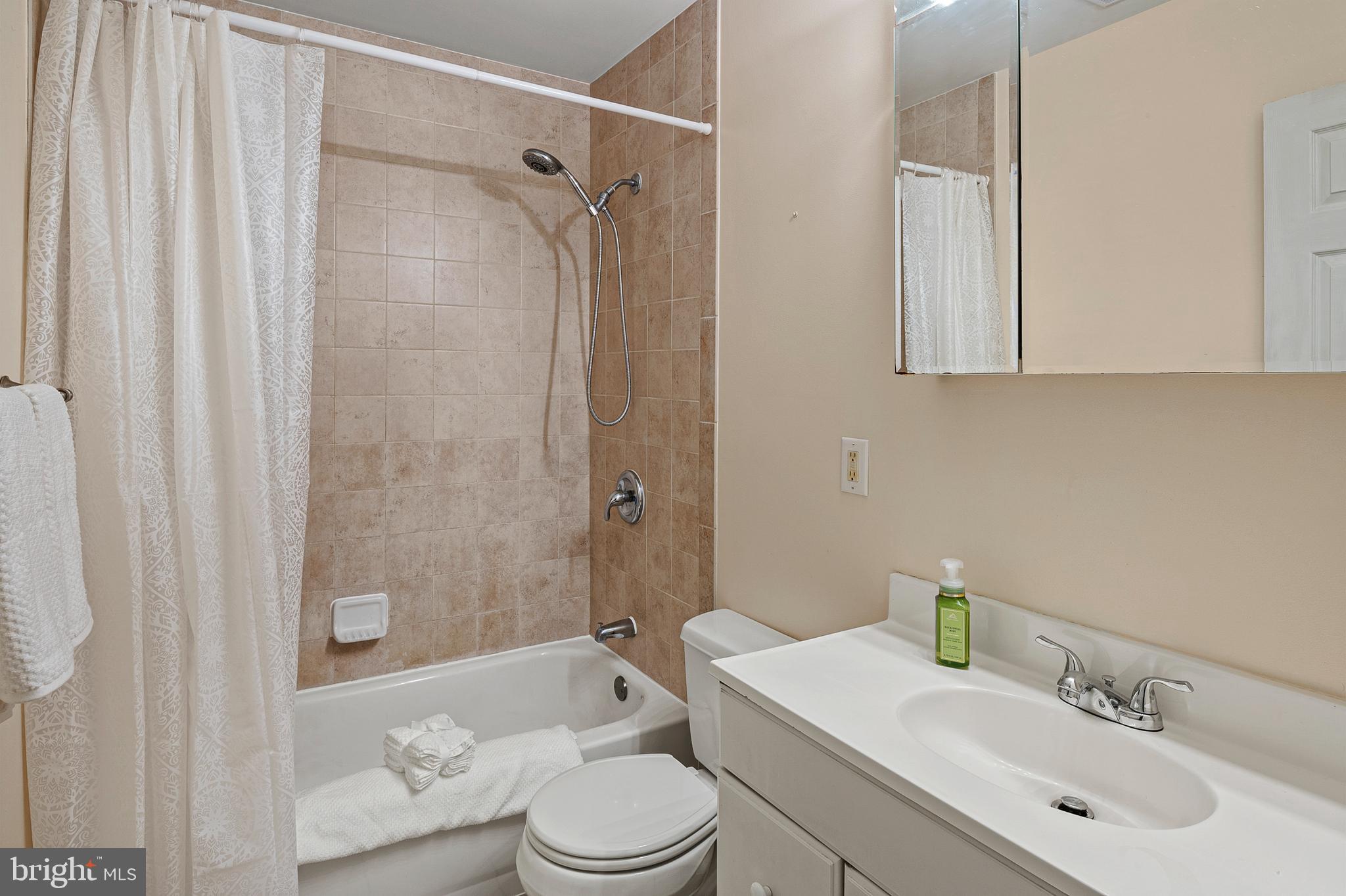 VILLAGE OF OLDE MILL - Residential