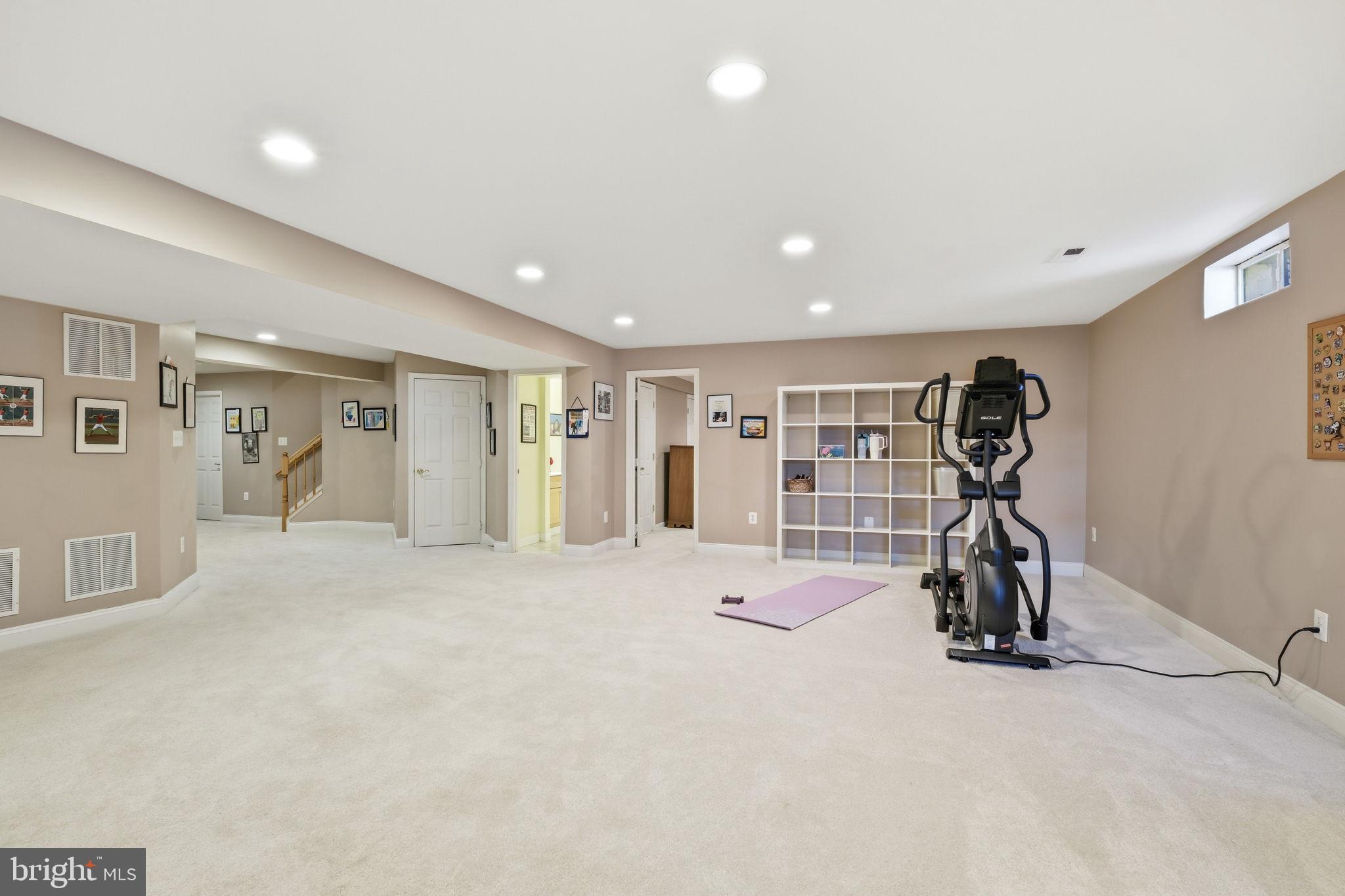 SMALLS NURSERY - Residential