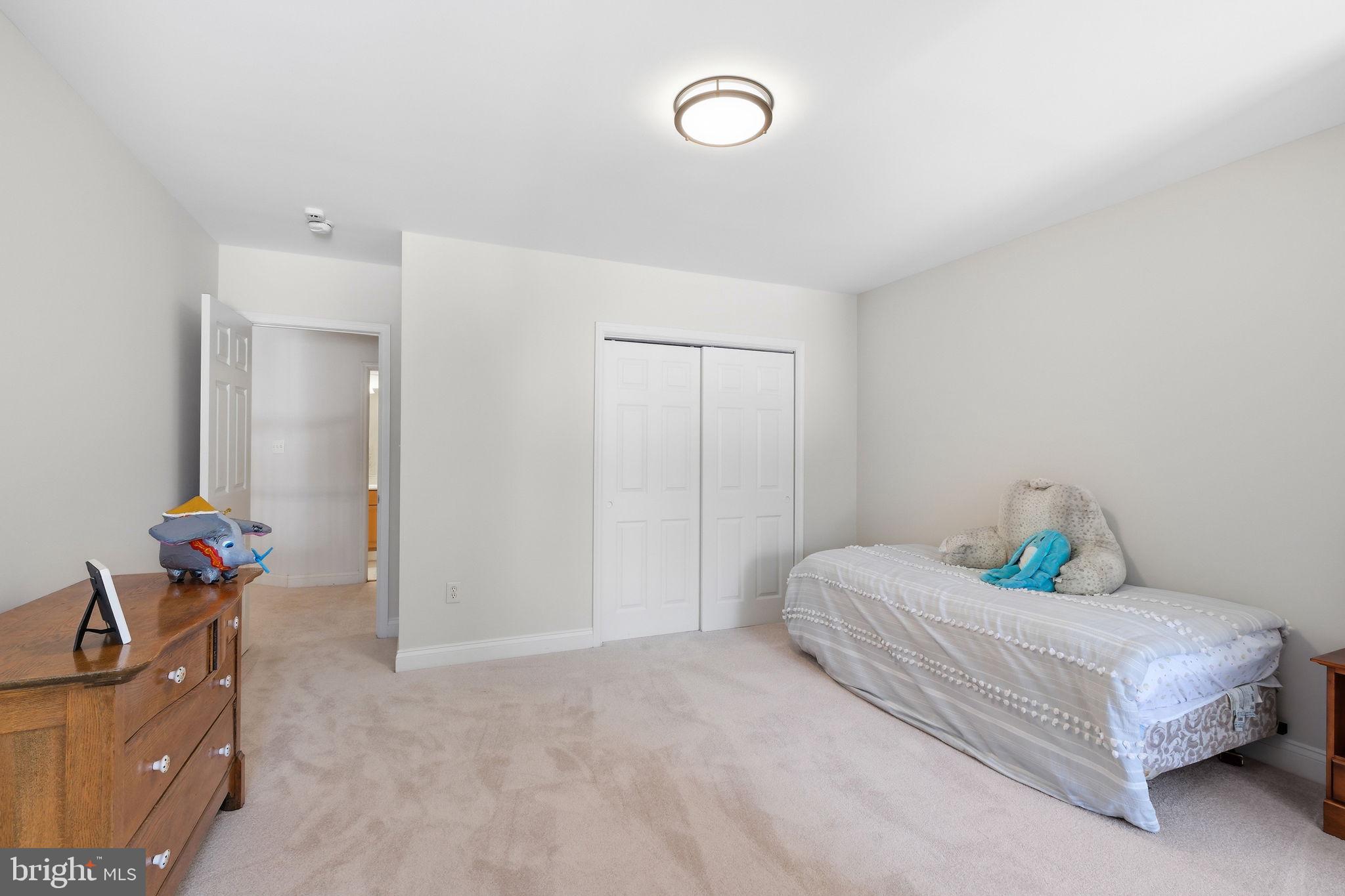 SMALLS NURSERY - Residential