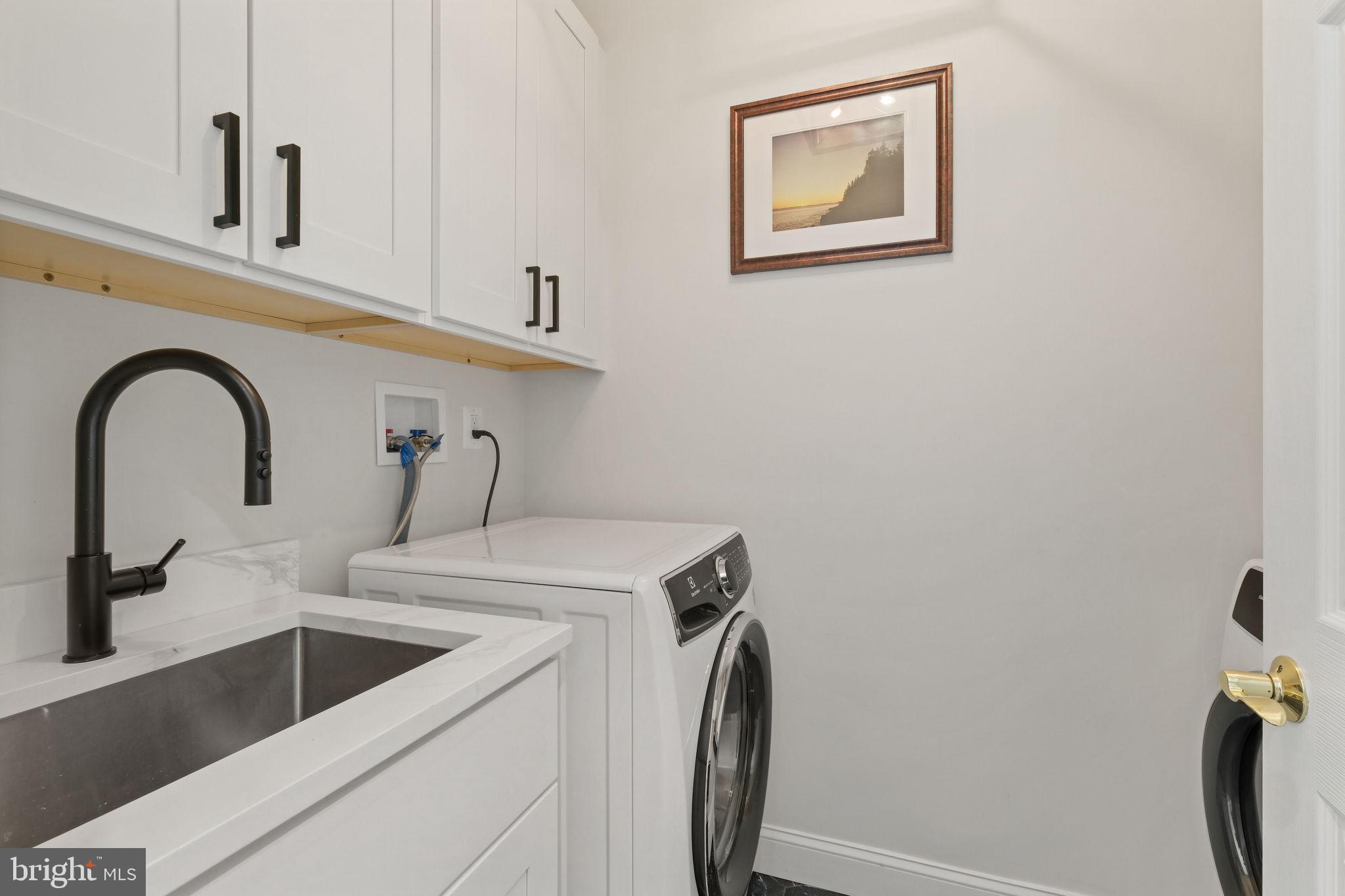 SMALLS NURSERY - Residential