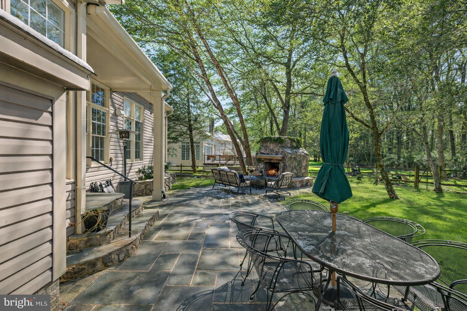 SMALLS NURSERY - Residential