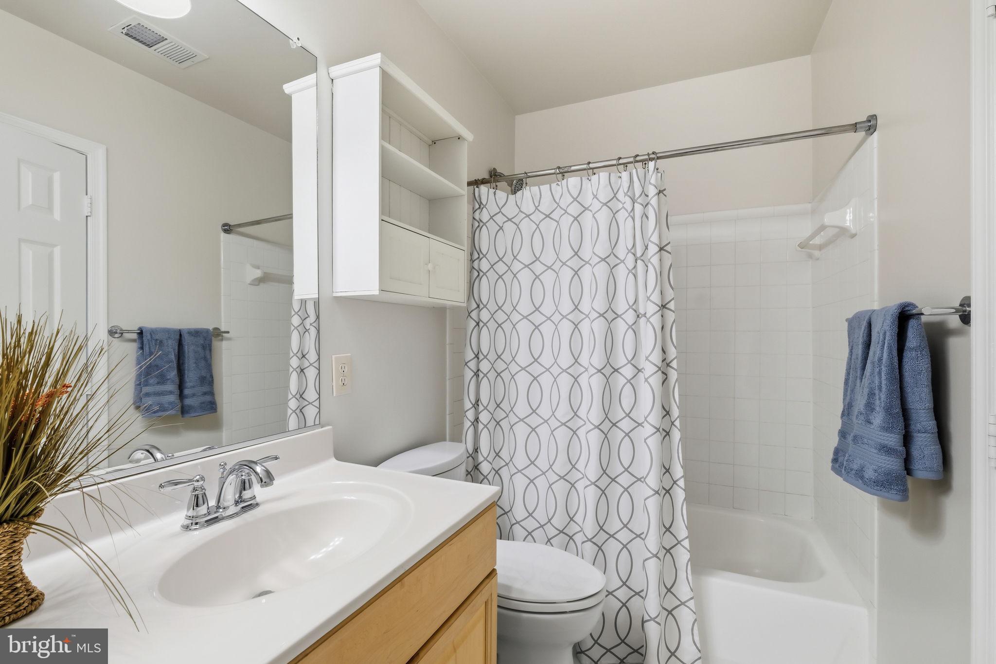 SMALLS NURSERY - Residential