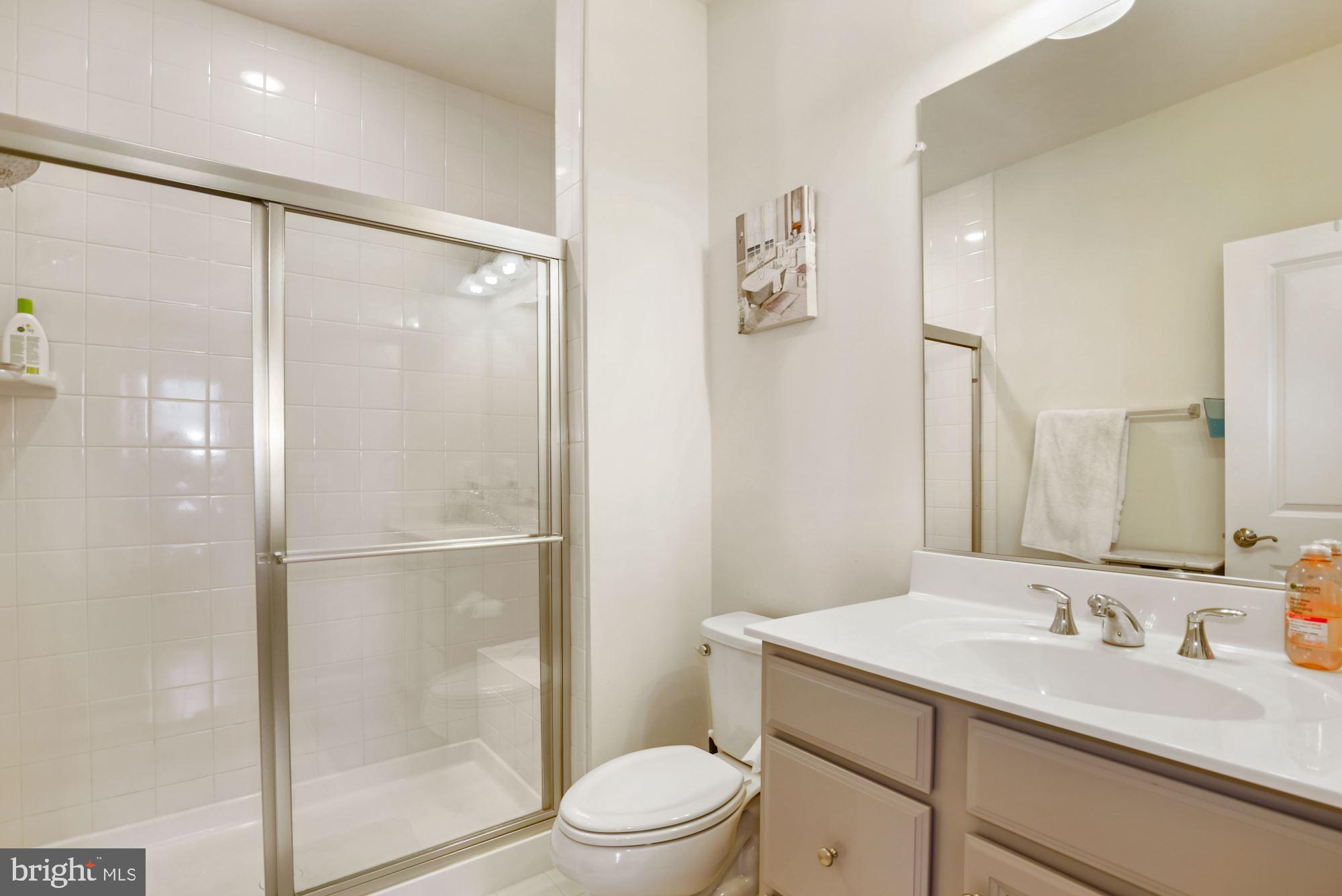 BRADLEY SQUARE - Residential