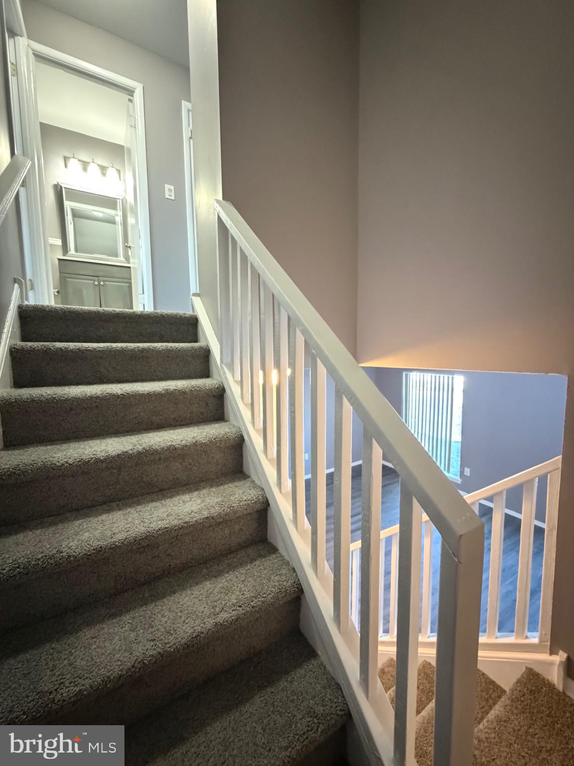 WHISPERING PINES - Residential