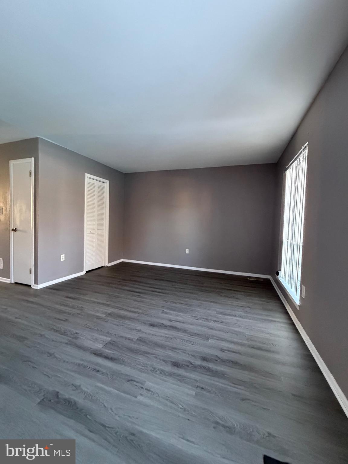 WHISPERING PINES - Residential