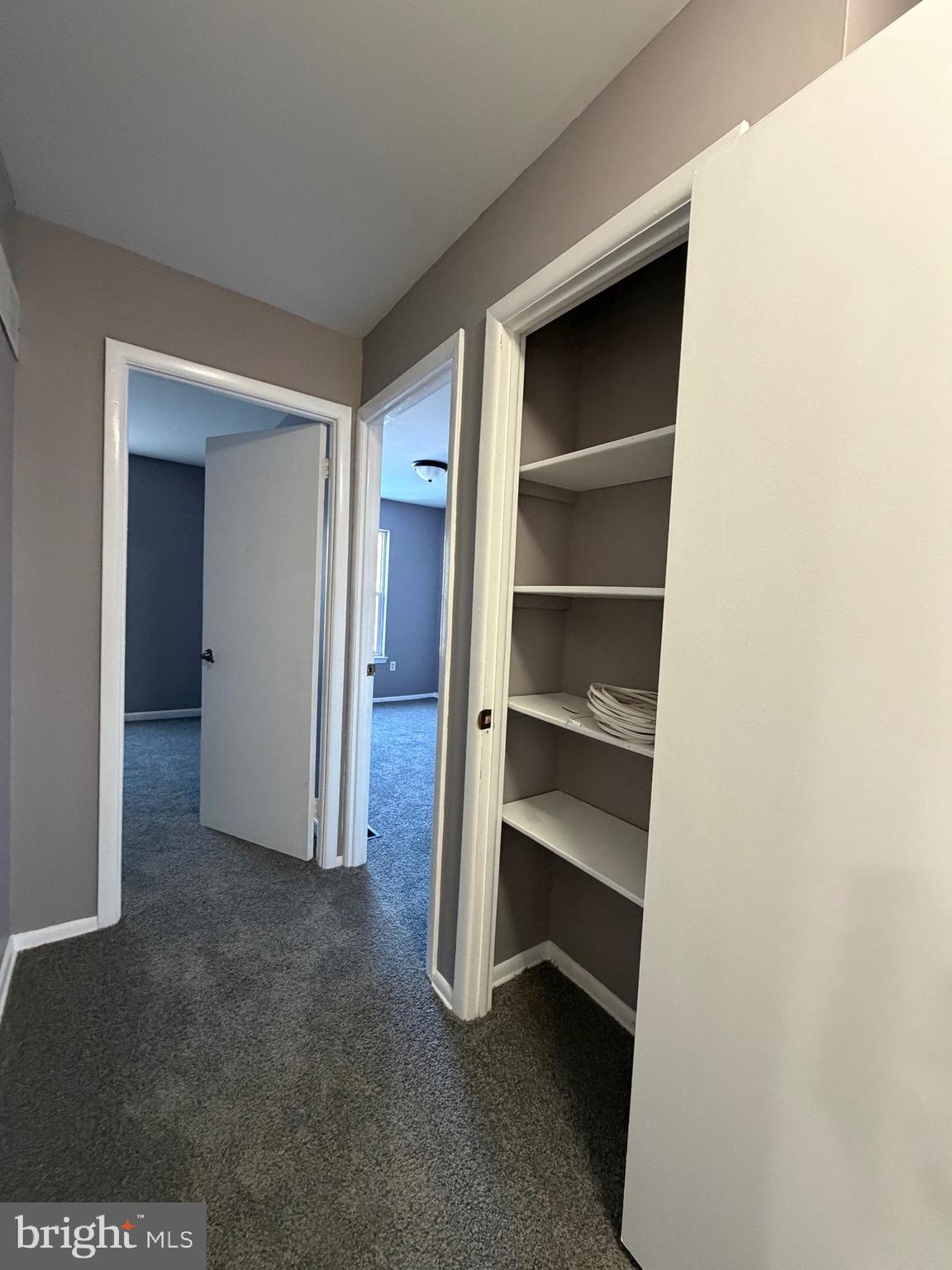 WHISPERING PINES - Residential