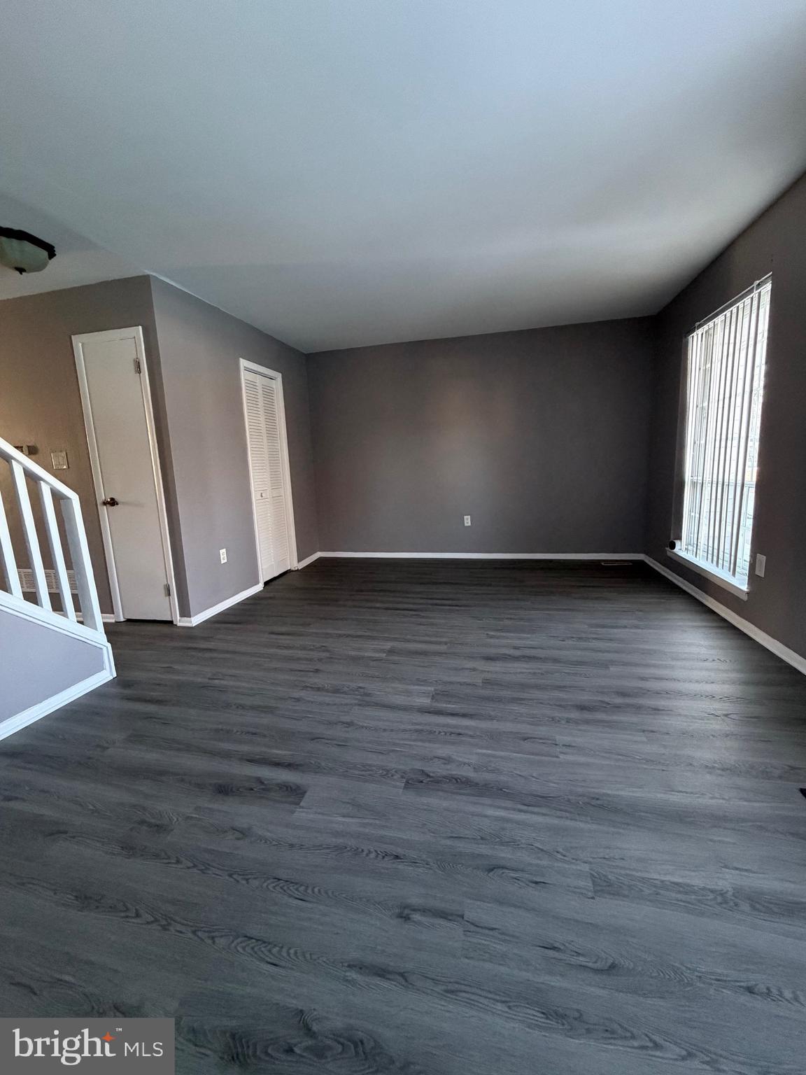 WHISPERING PINES - Residential