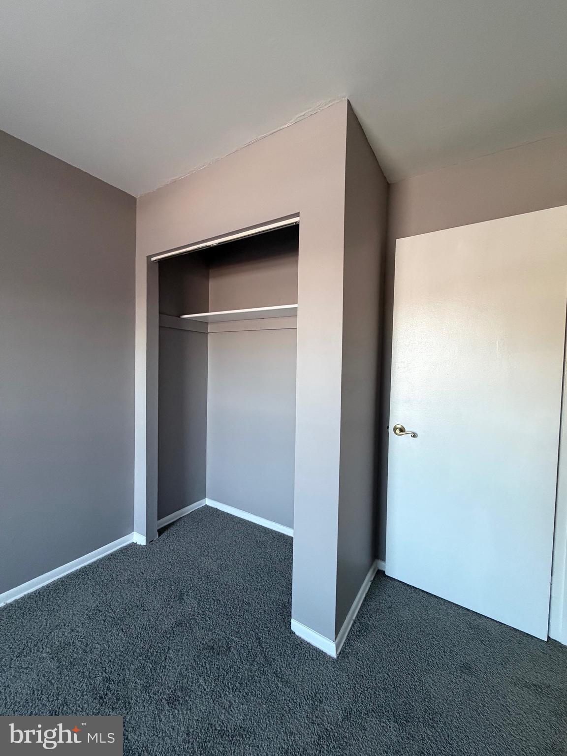 WHISPERING PINES - Residential