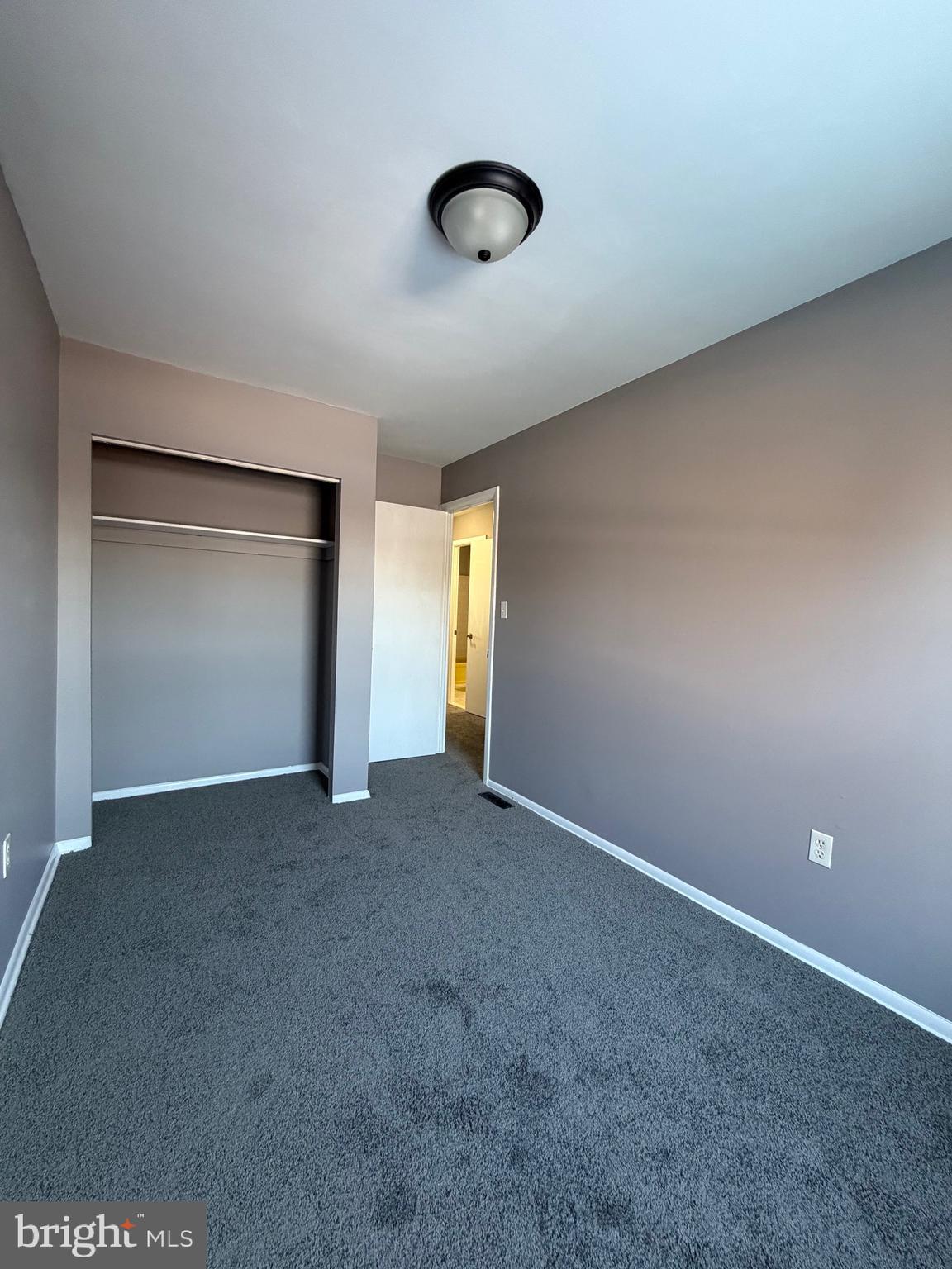 WHISPERING PINES - Residential