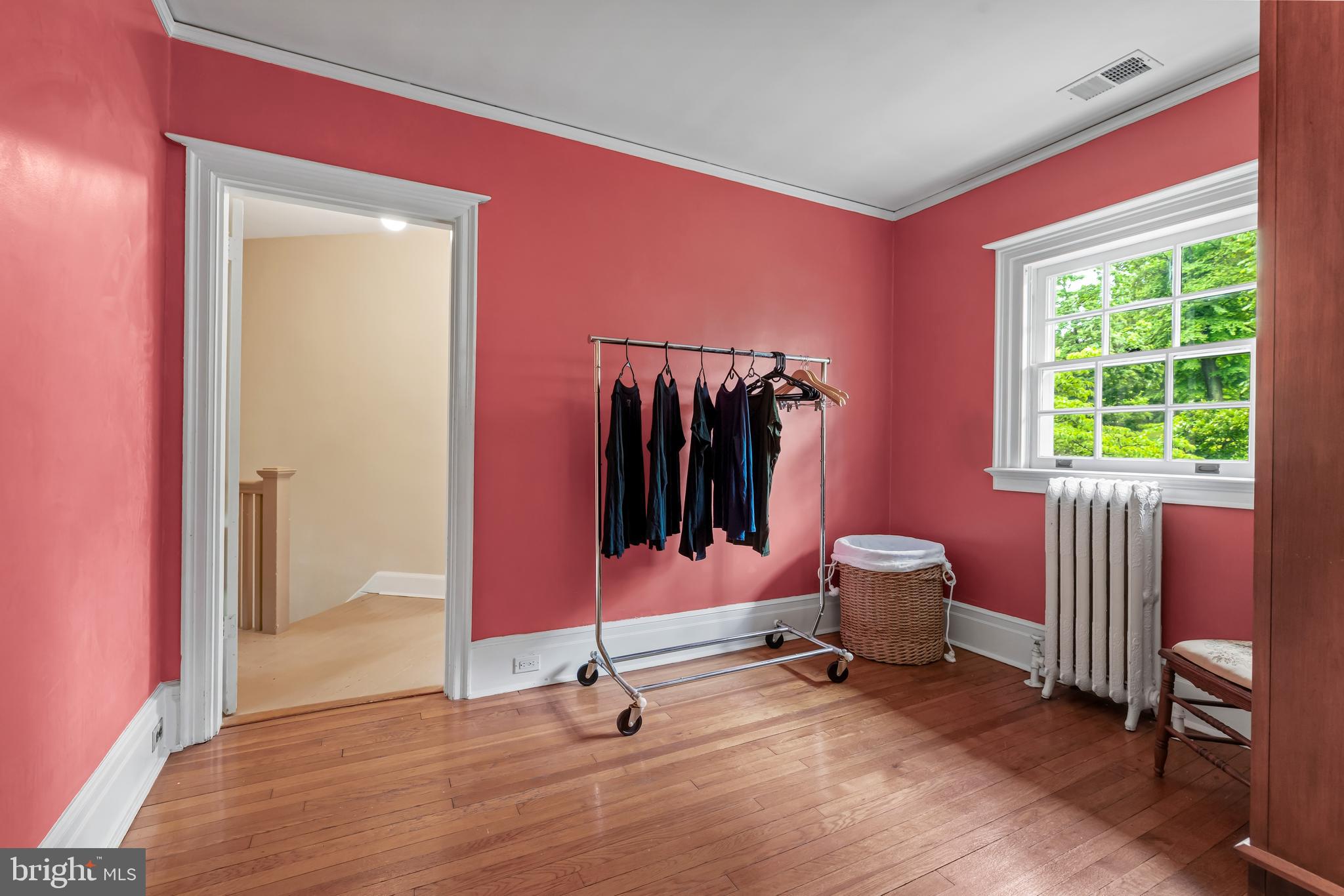 ROLAND PARK - Residential