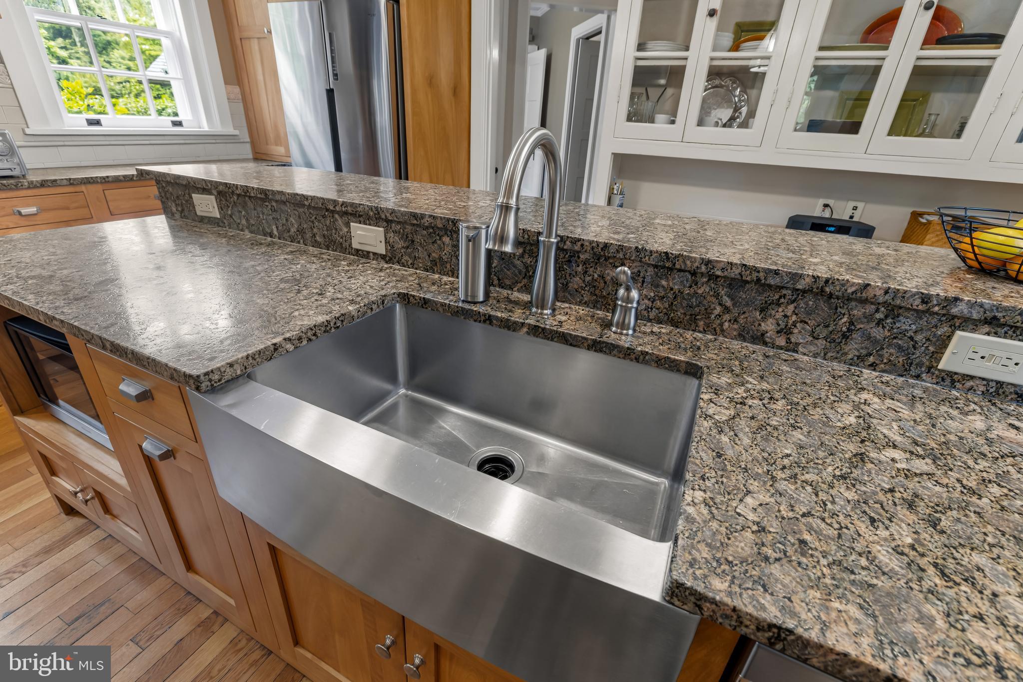 ROLAND PARK - Residential