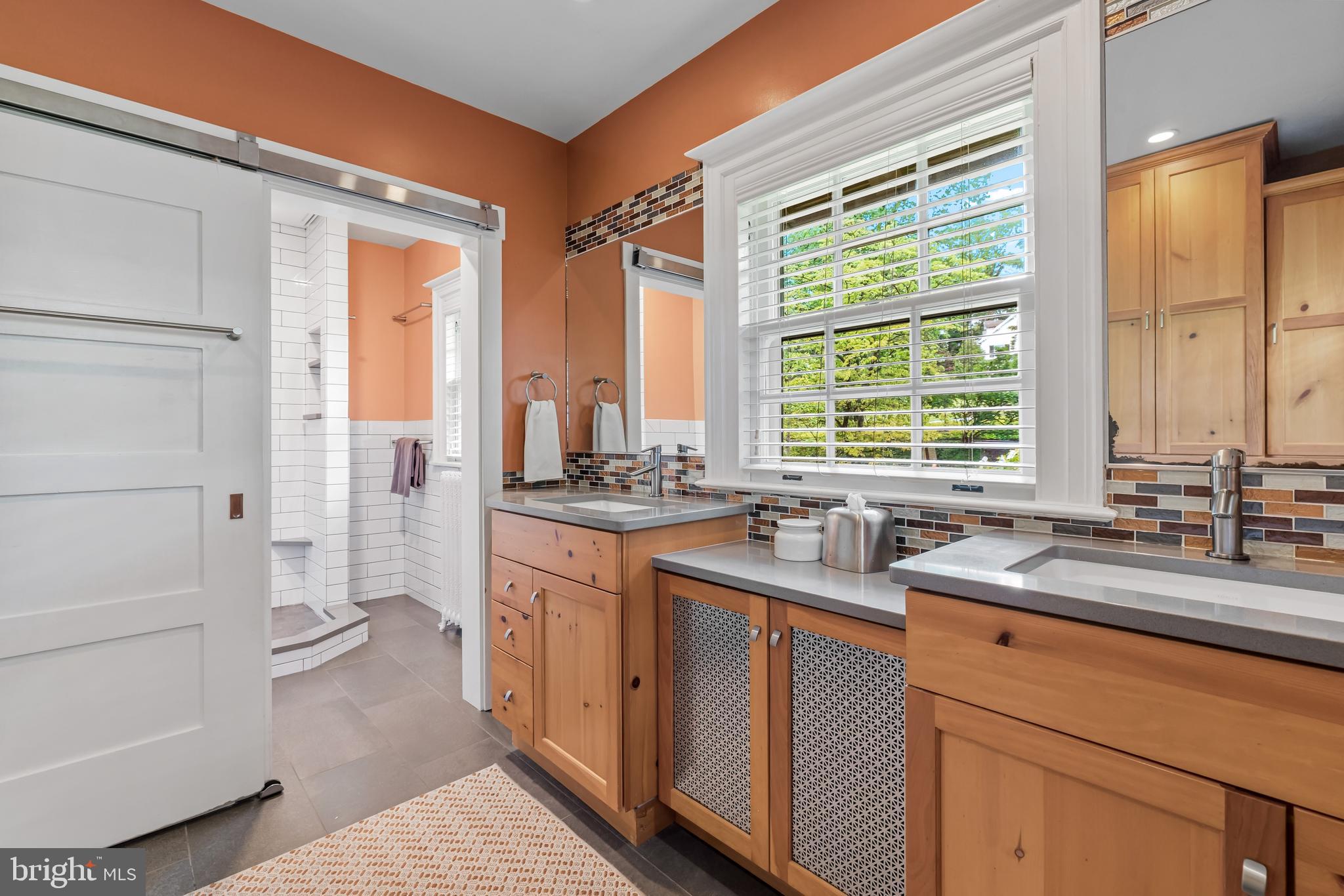 ROLAND PARK - Residential