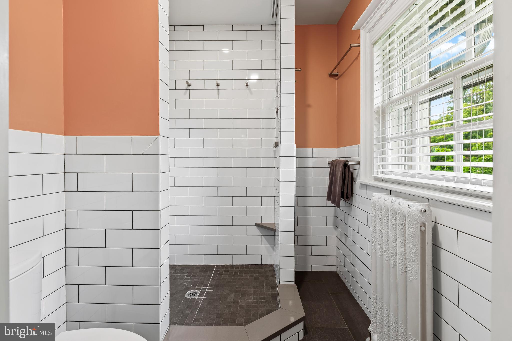 ROLAND PARK - Residential