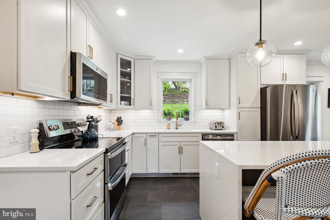 KNOLLWOOD - Residential