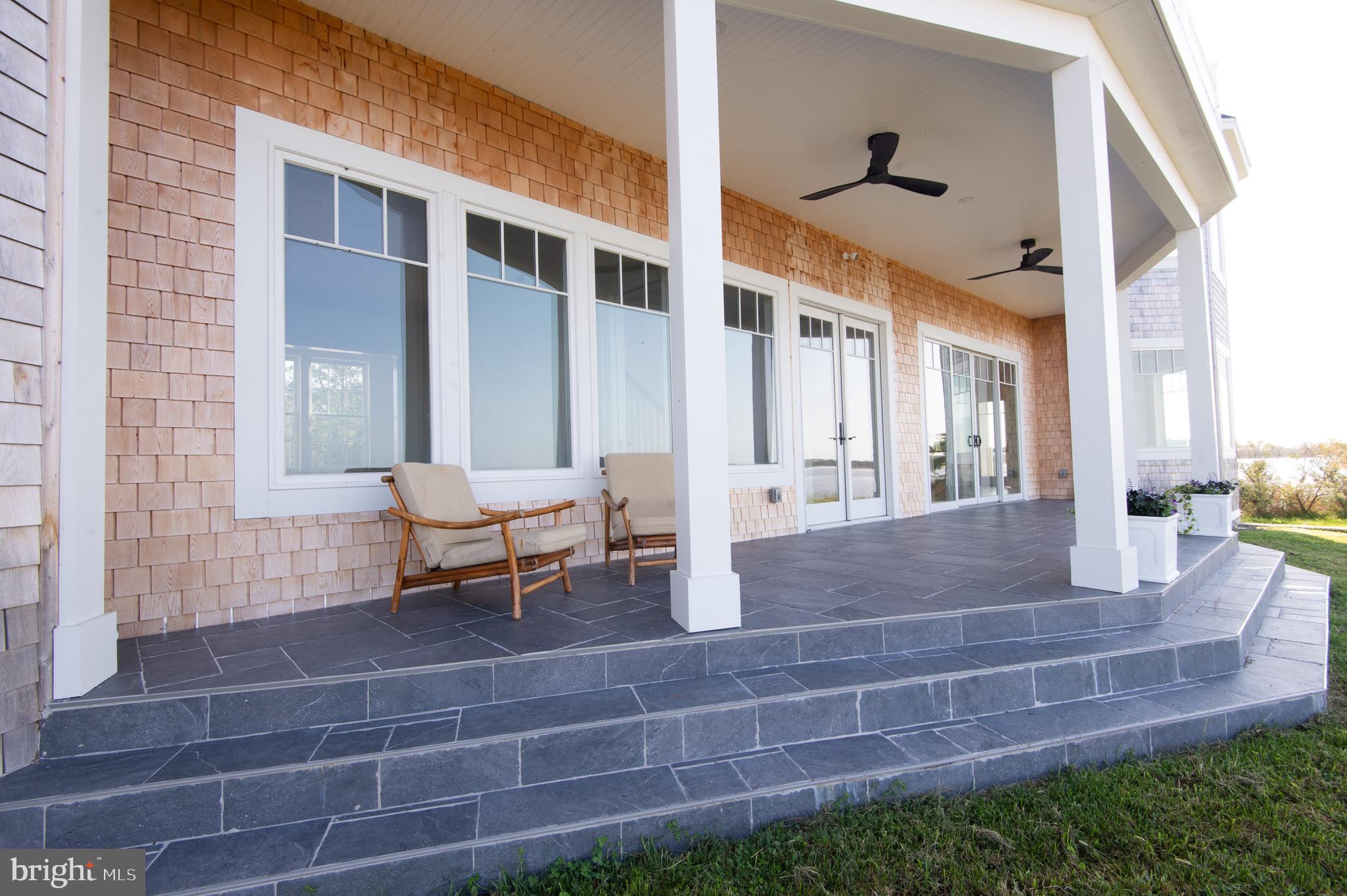 TOWN POINT - Residential