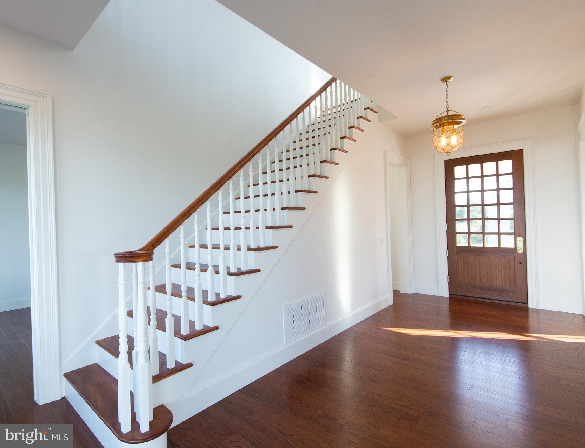 TOWN POINT - Residential