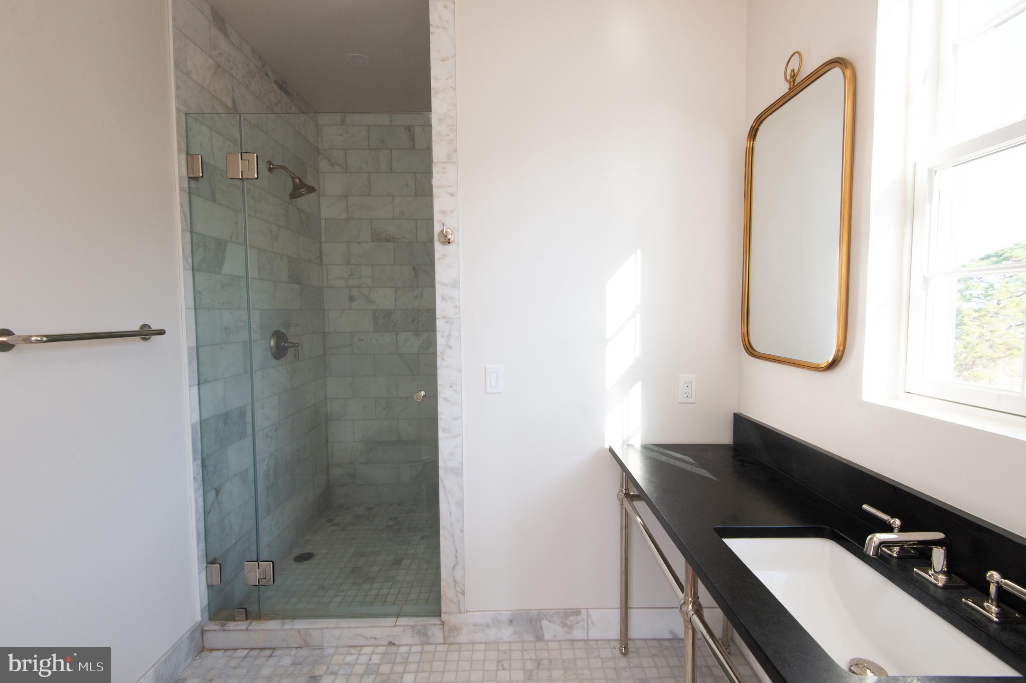 TOWN POINT - Residential