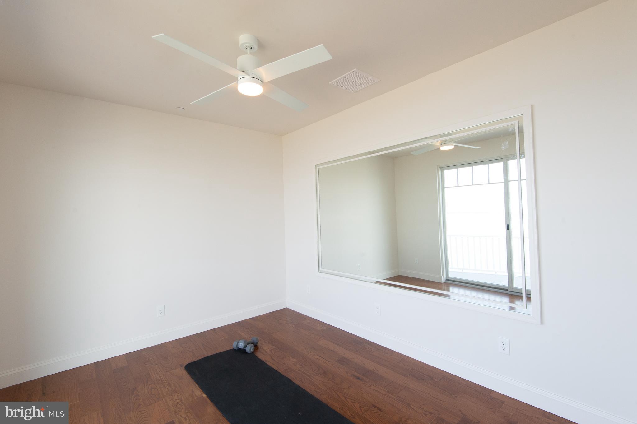 TOWN POINT - Residential