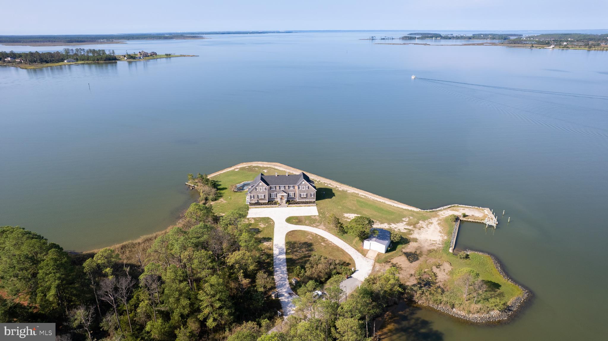 TOWN POINT - Residential