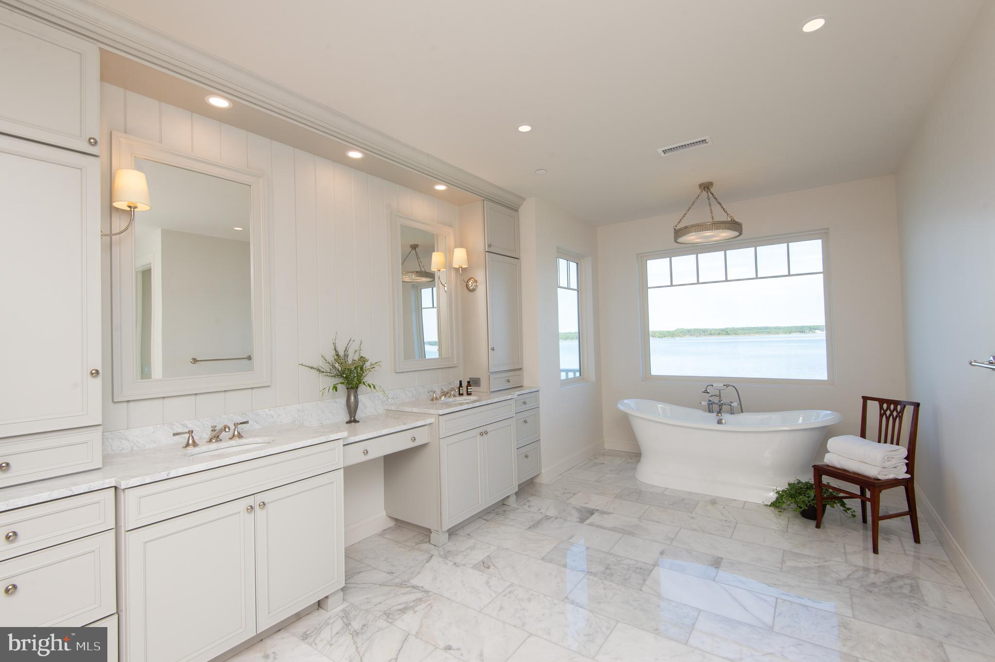 TOWN POINT - Residential