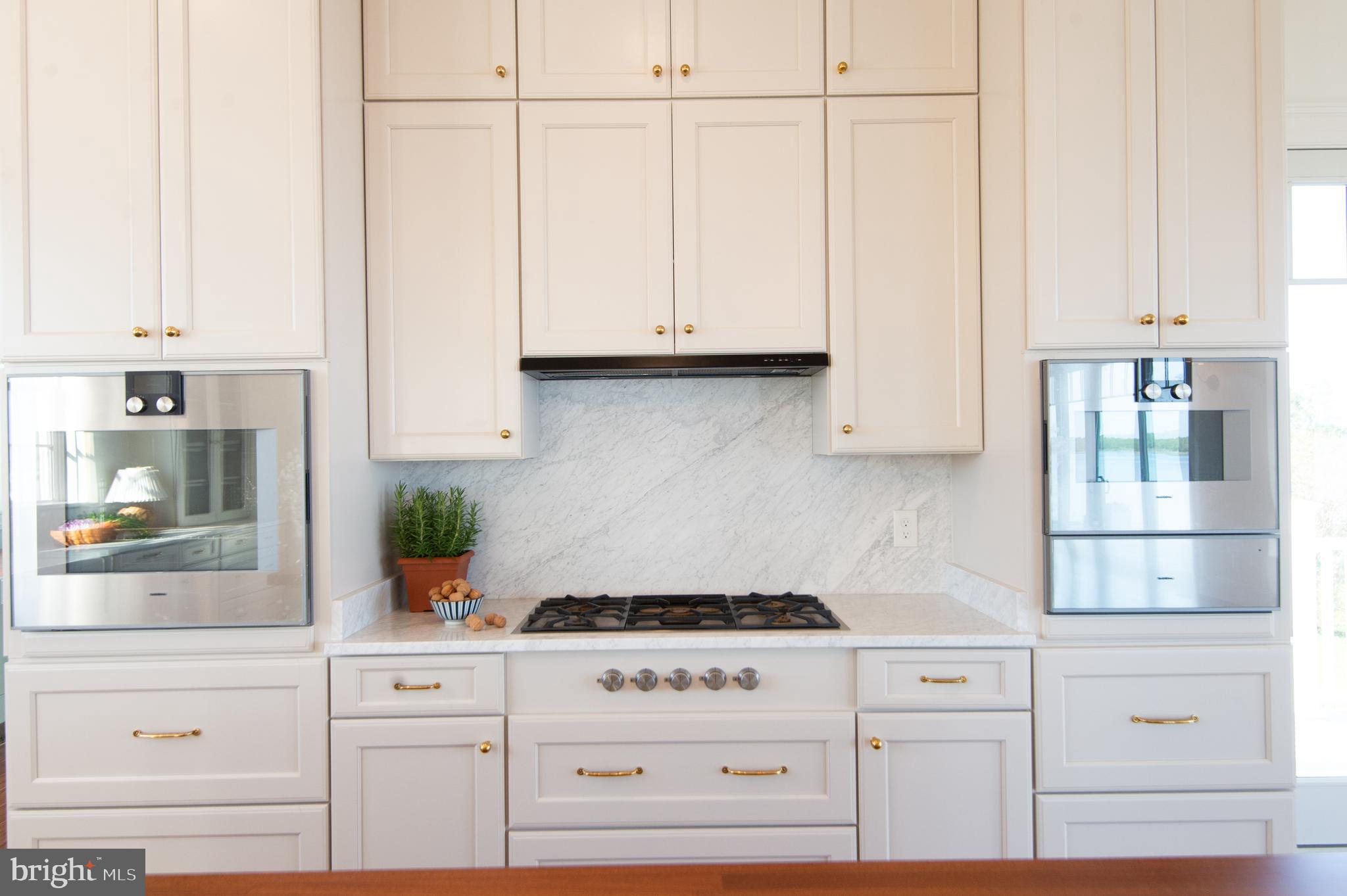 TOWN POINT - Residential