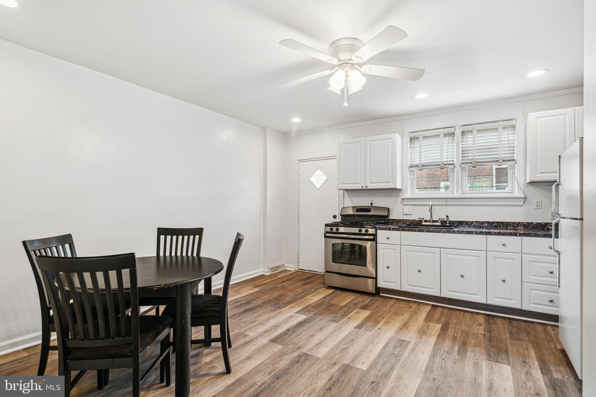 PORT RICHMOND - Residential