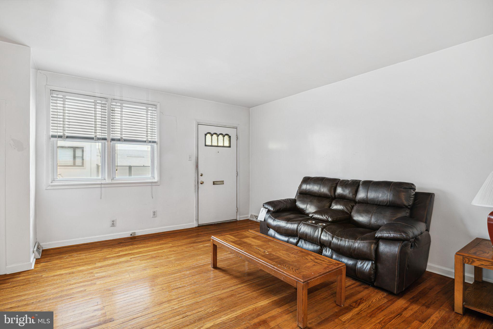 PORT RICHMOND - Residential