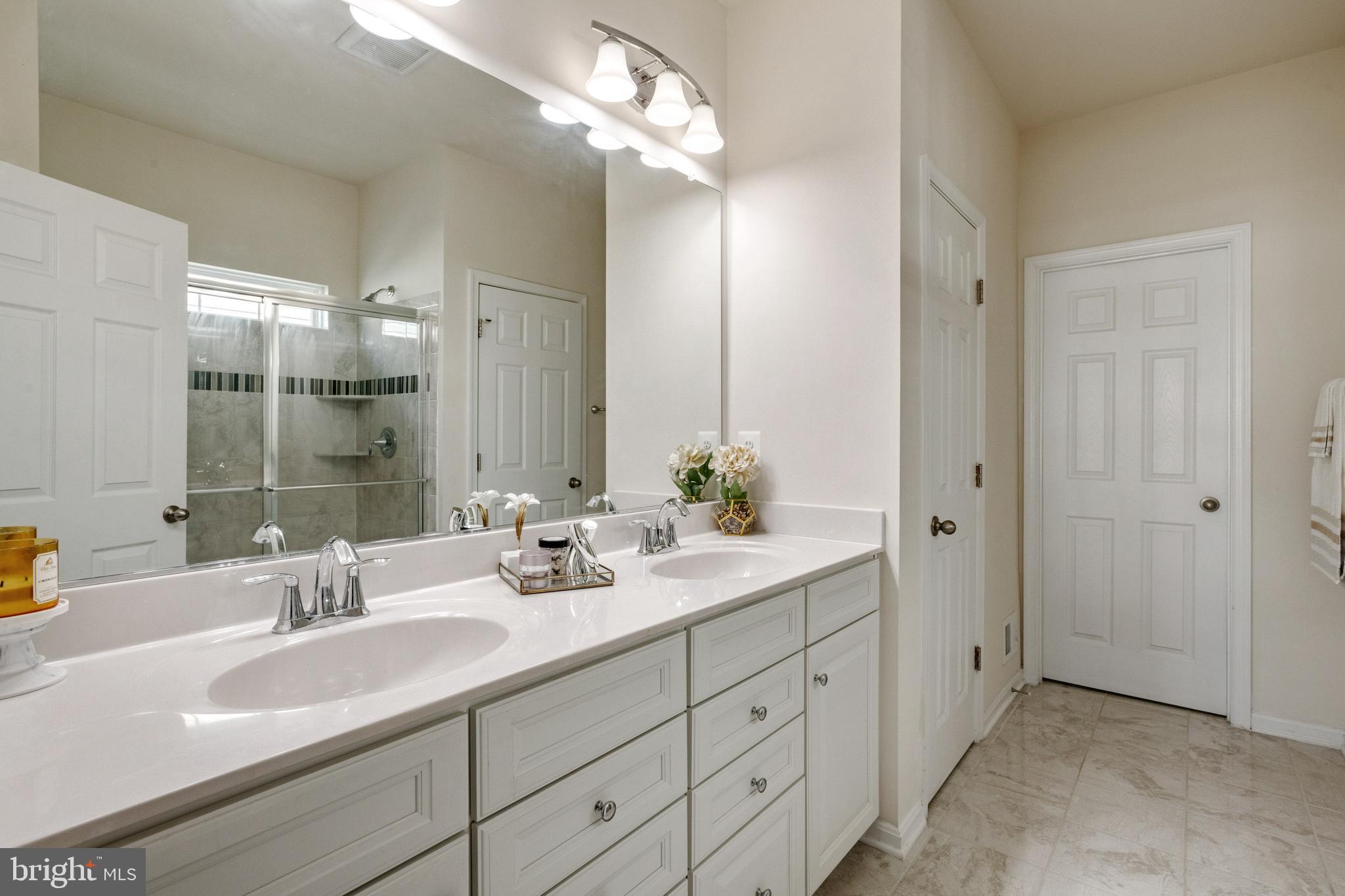 EMBREY MILL - Residential