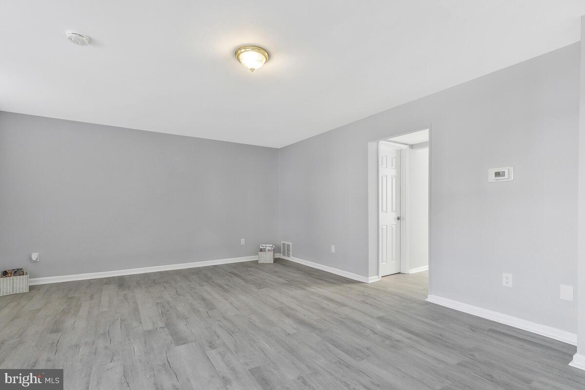 OLD TOWNE VILLAGE CONDOMINIUMS - Residential