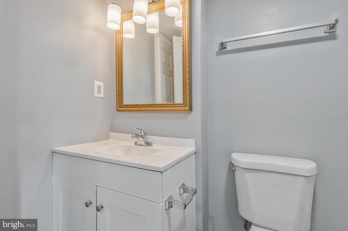 OLD TOWNE VILLAGE CONDOMINIUMS - Residential