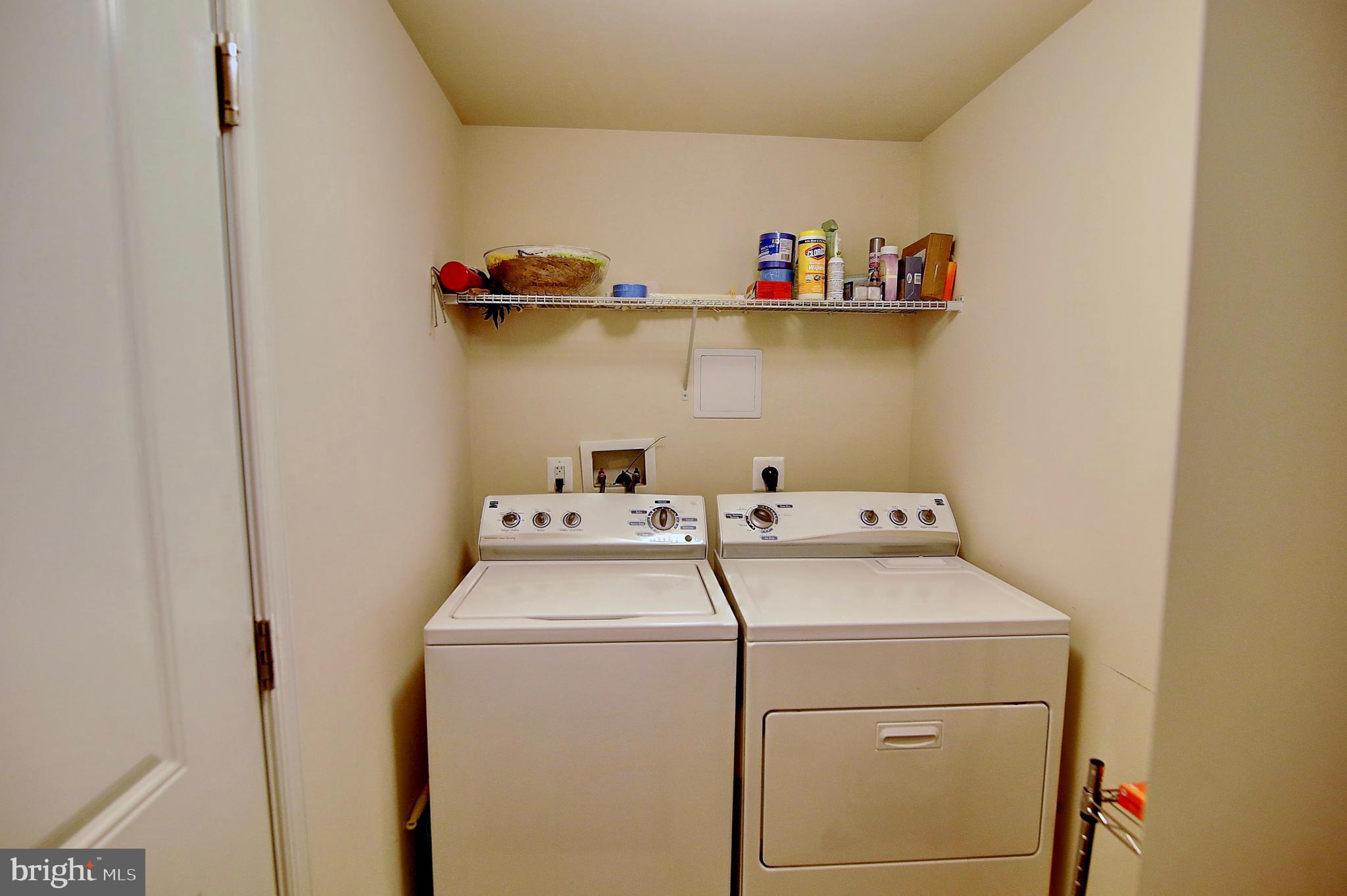 SIGNATURE CLUB AT GREENVIEW - Residential