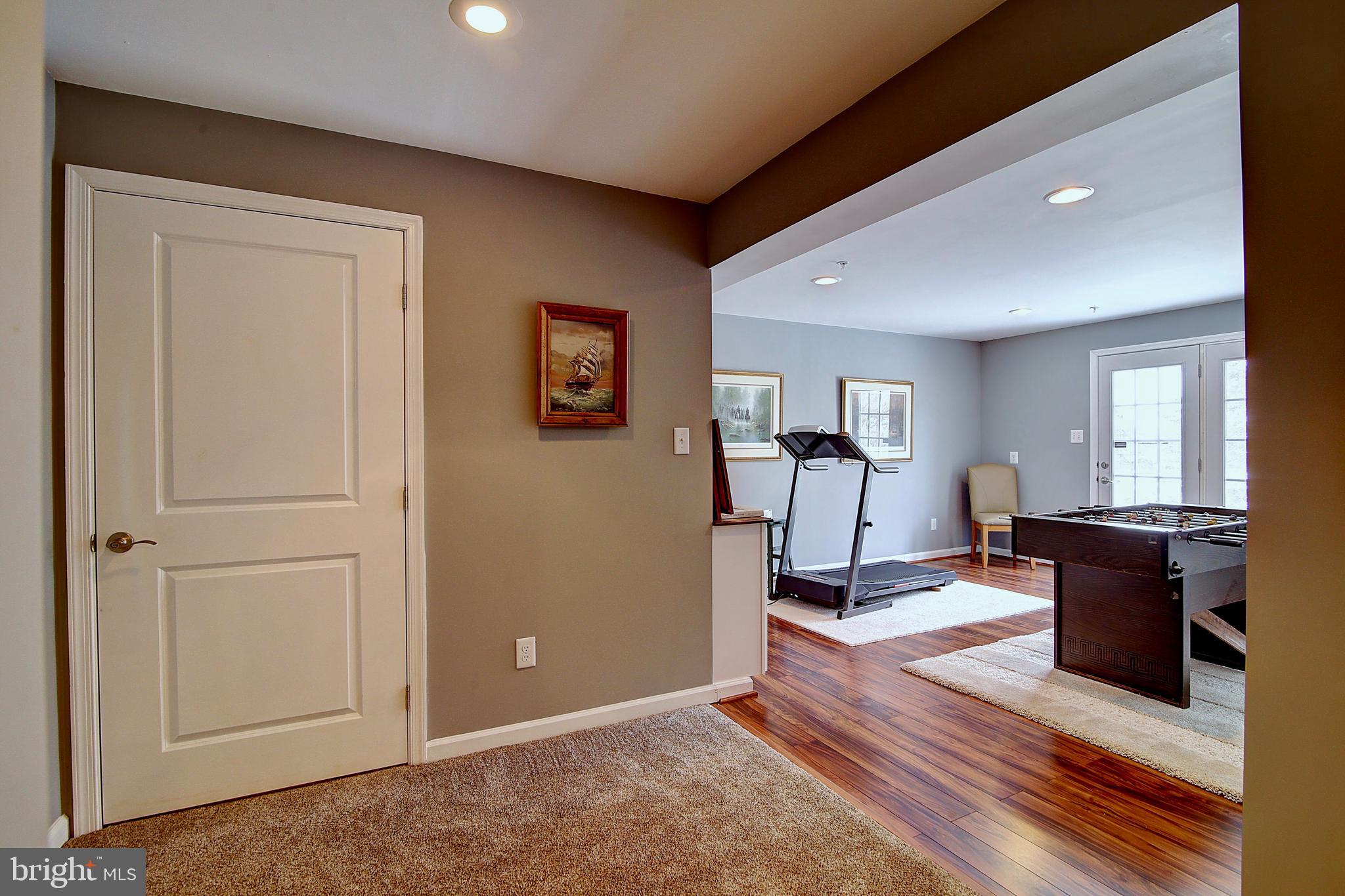 SIGNATURE CLUB AT GREENVIEW - Residential