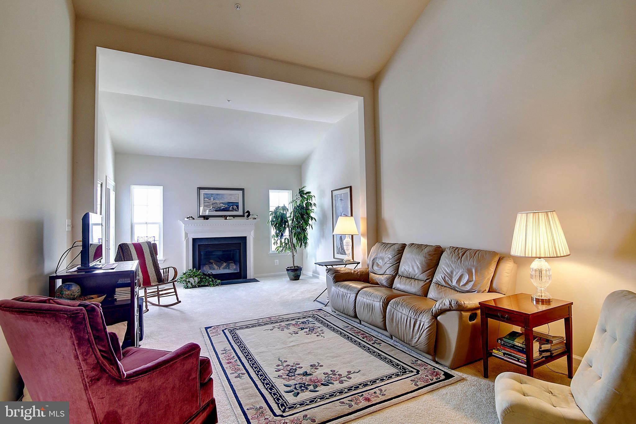 SIGNATURE CLUB AT GREENVIEW - Residential