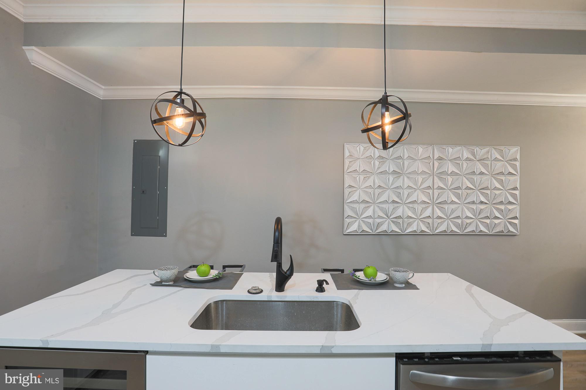 GARRISON - Residential