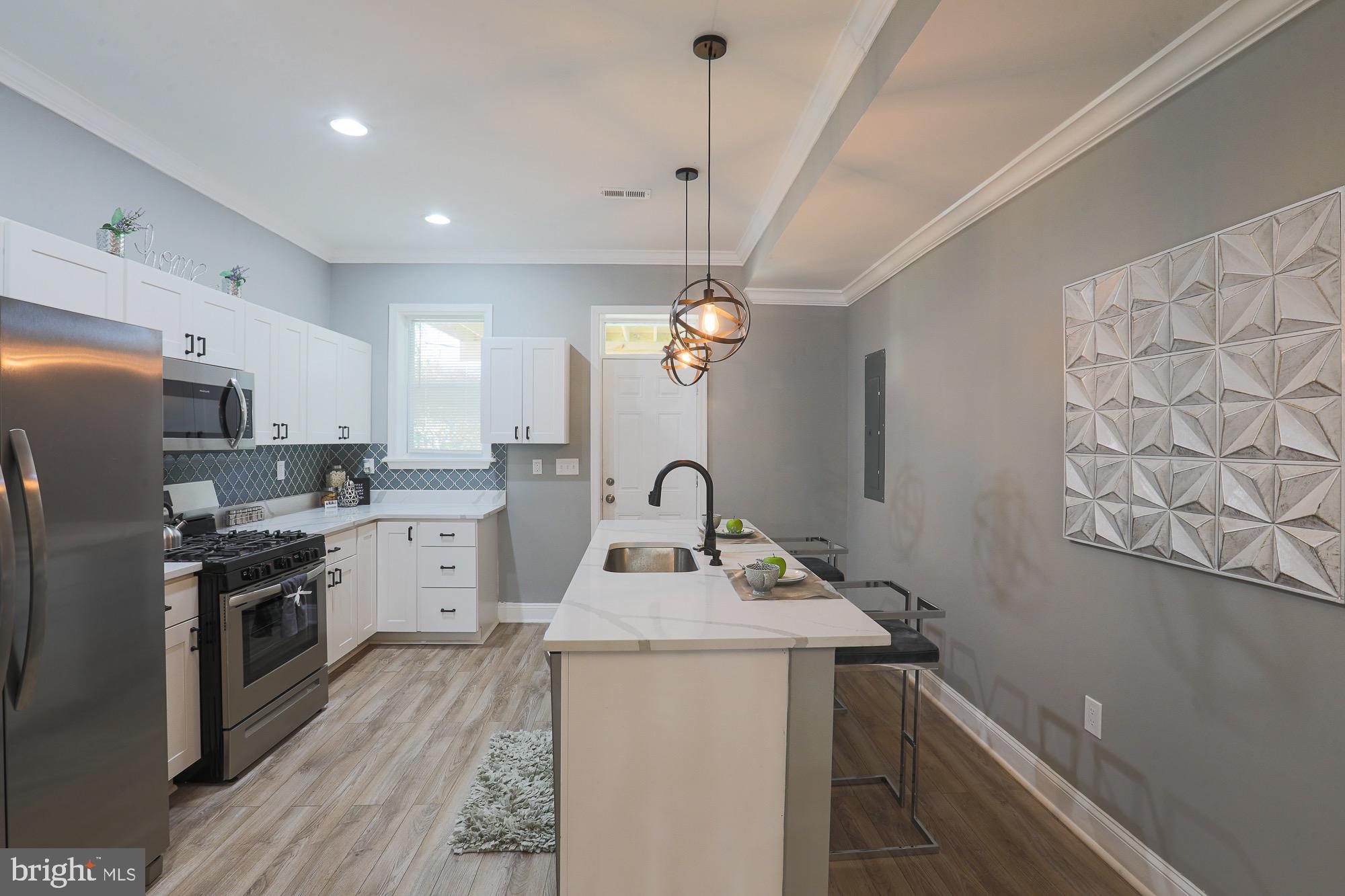 GARRISON - Residential