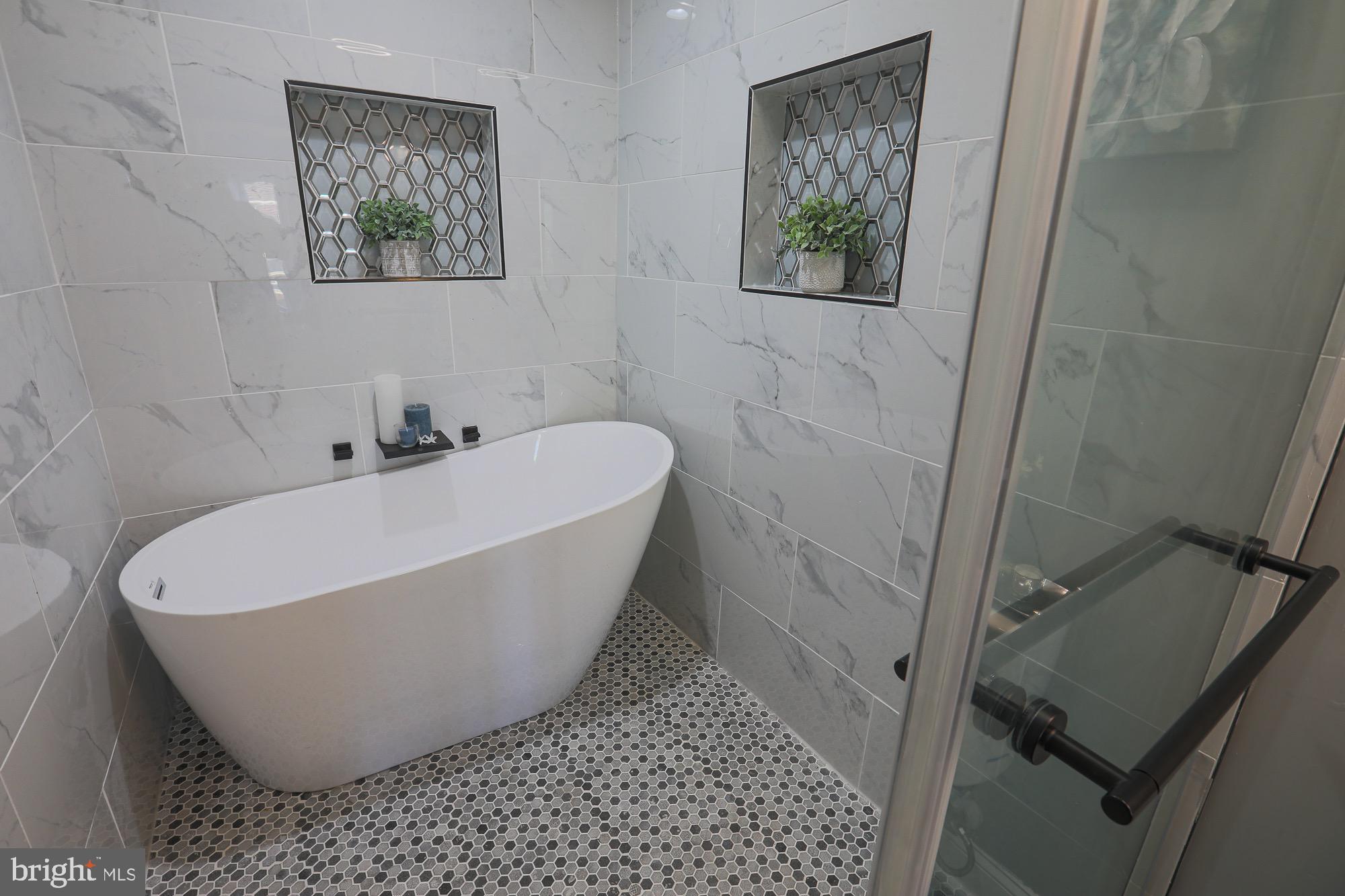 GARRISON - Residential