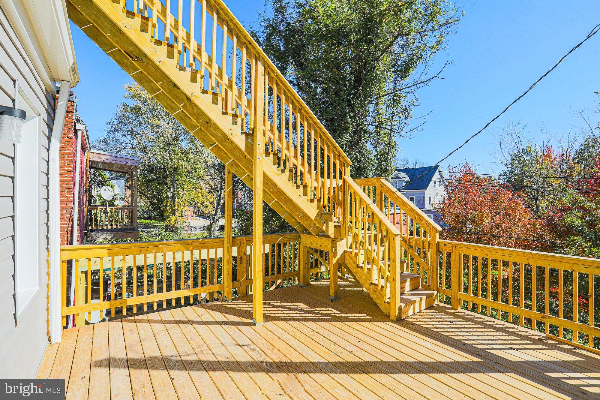 GARRISON - Residential