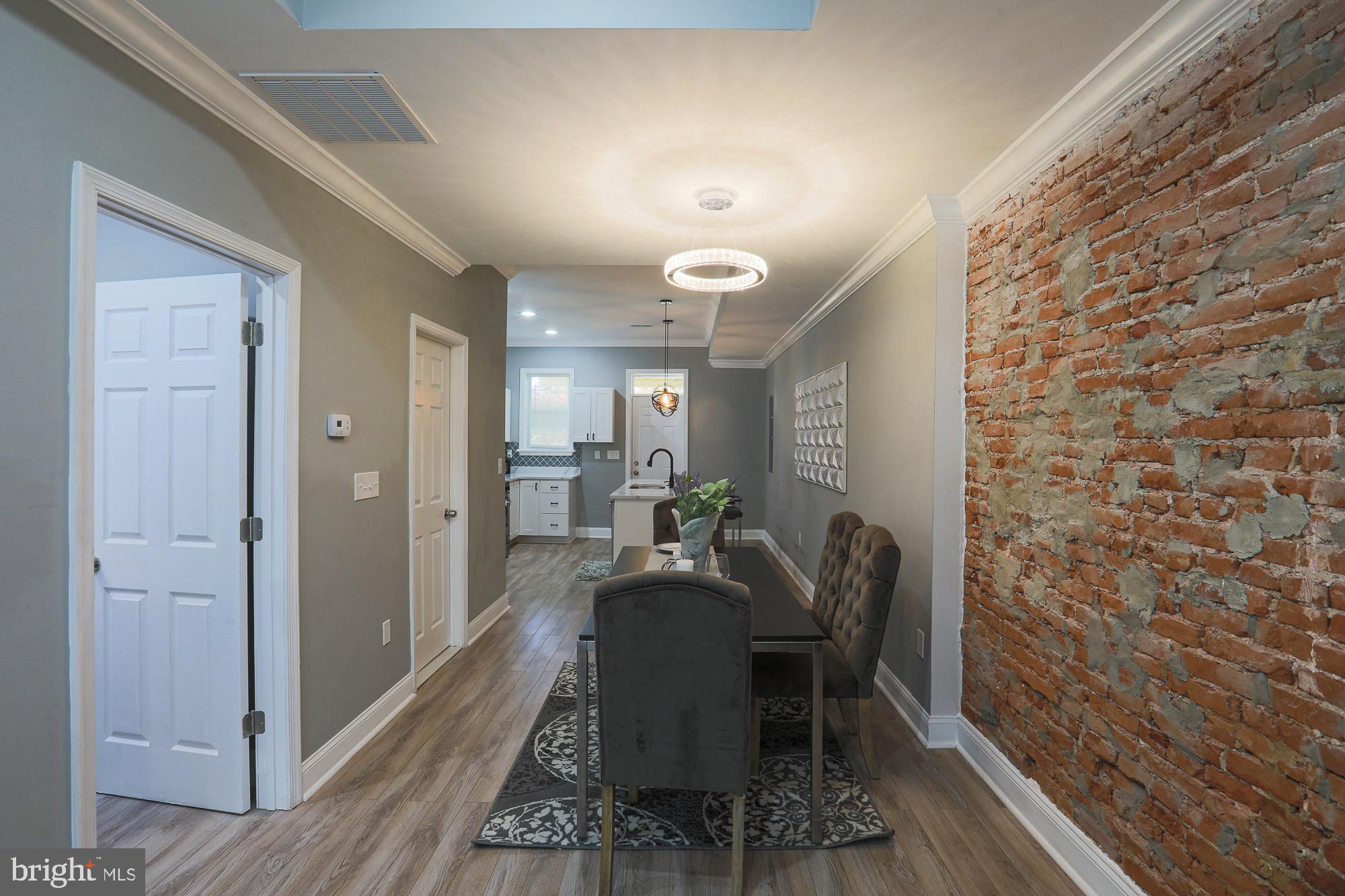 GARRISON - Residential