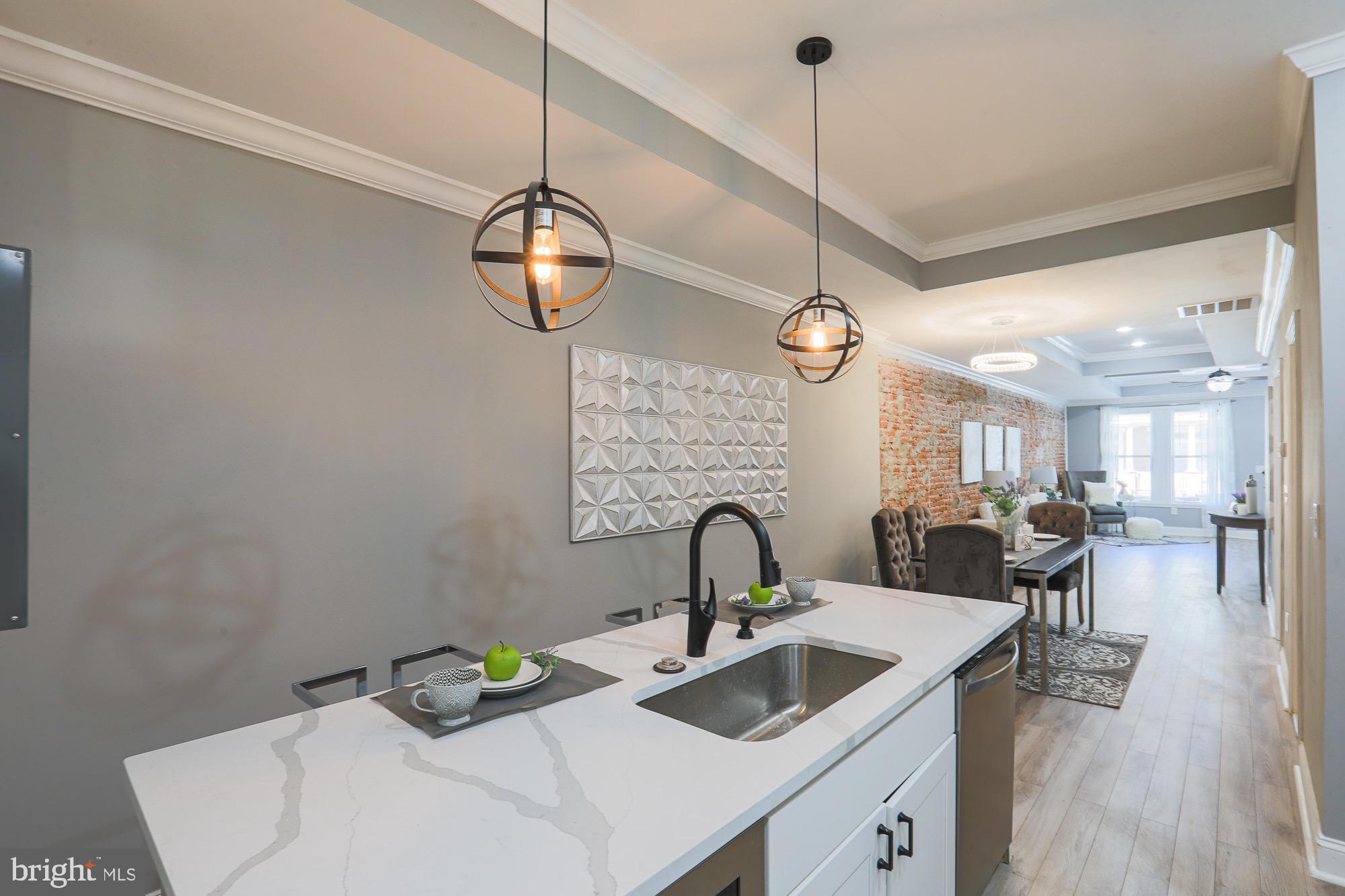 GARRISON - Residential